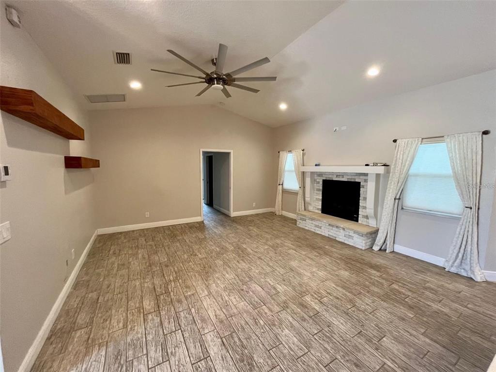 Palm Bay, Florida, 32908, United States, 4 Bedrooms Bedrooms, ,3 BathroomsBathrooms,Residential,For Sale,1914294