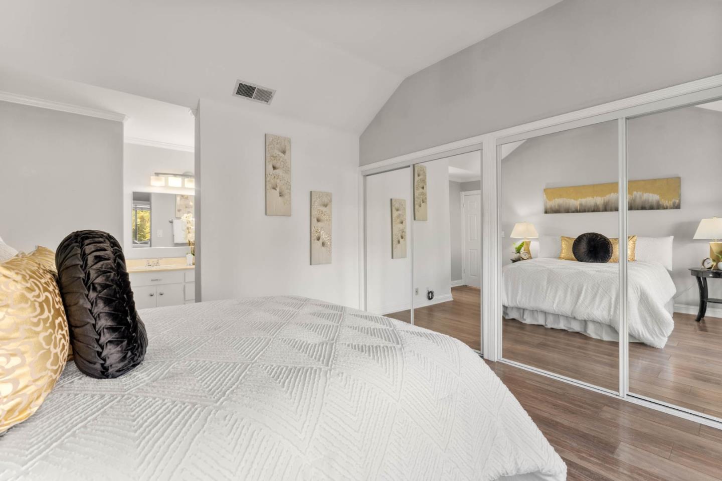 Morgan Hill, California, 95037, United States, 2 Bedrooms Bedrooms, ,2 BathroomsBathrooms,Residential,For Sale,1993030