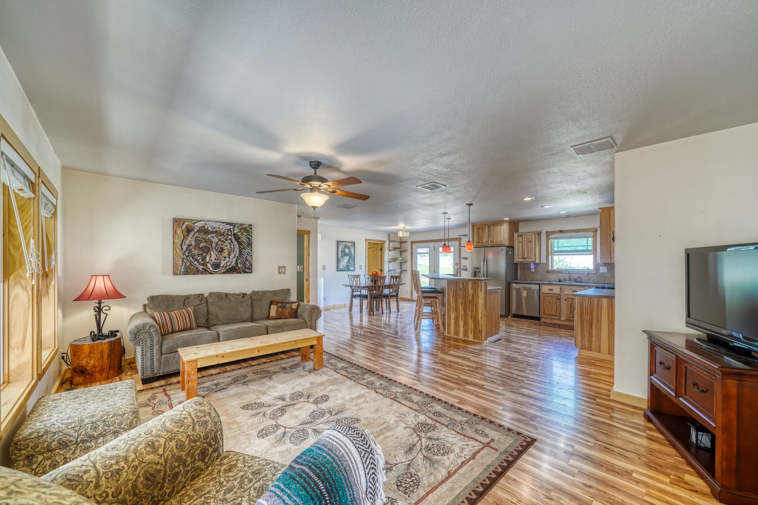 Woodland Park, Colorado, 80863, United States, 3 Bedrooms Bedrooms, ,2 BathroomsBathrooms,Residential,For Sale,1891274
