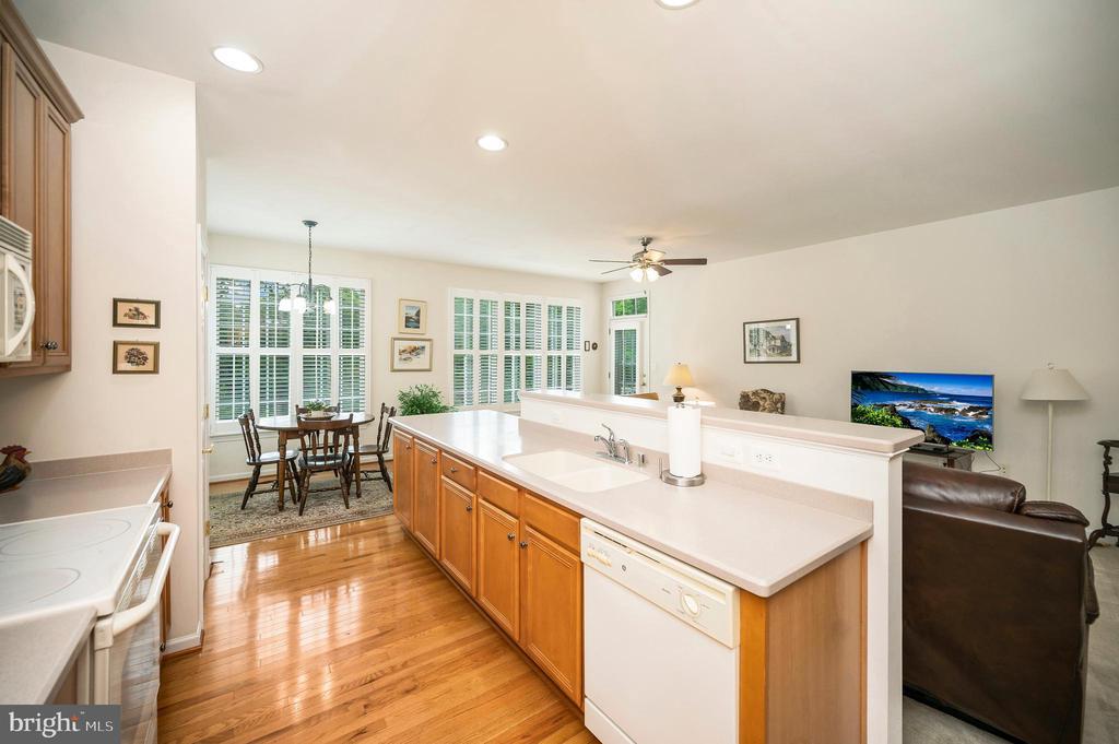 Fredericksburg, Virginia, 22401, United States, 3 Bedrooms Bedrooms, ,3 BathroomsBathrooms,Residential,For Sale,1911277