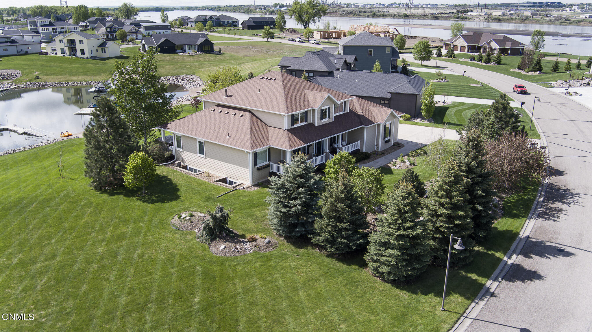 Bismarck, North Dakota, 58503, United States, 6 Bedrooms Bedrooms, ,5 BathroomsBathrooms,Residential,For Sale,1810584