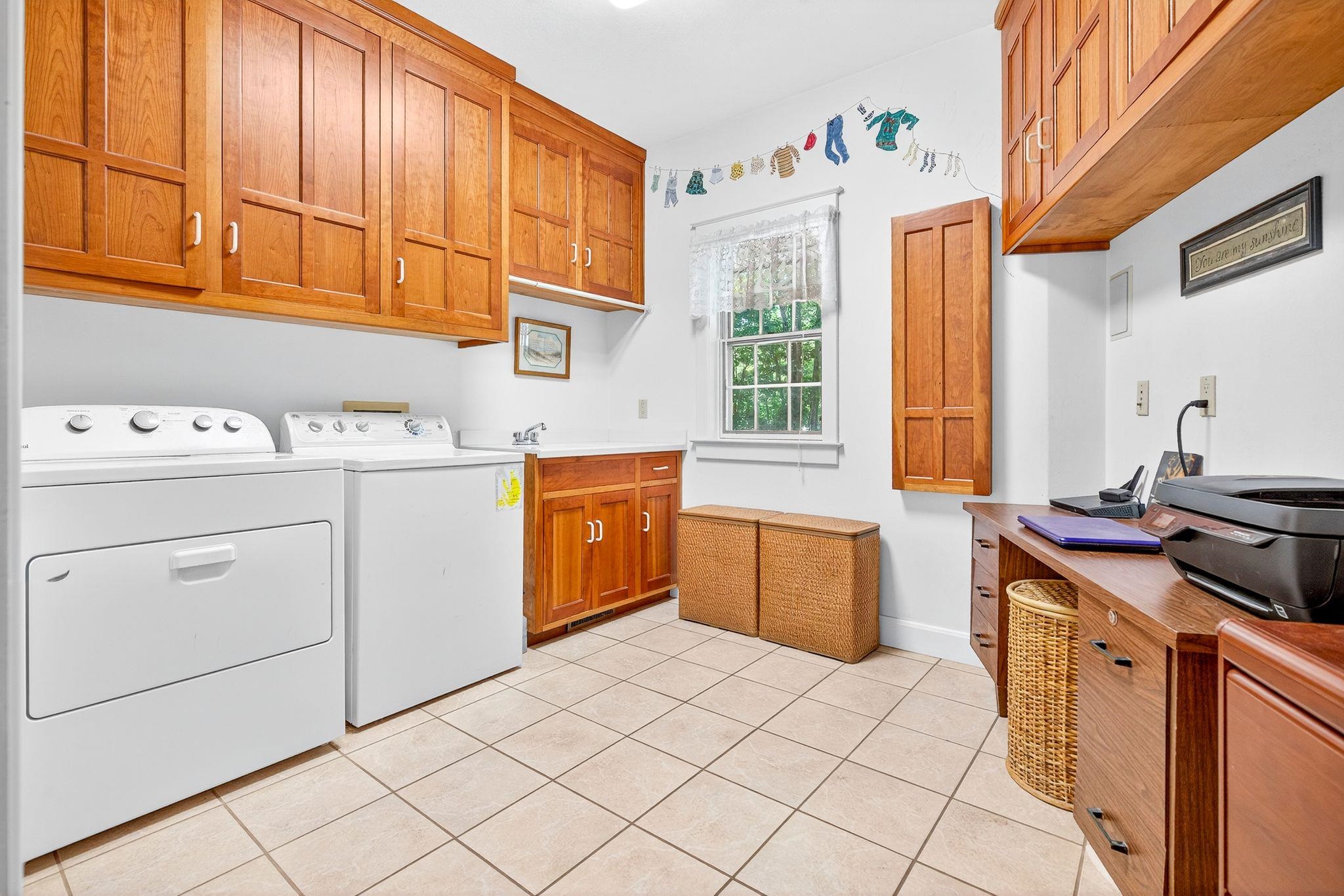 Kaukauna, Wisconsin, 54130-2900, United States, 3 Bedrooms Bedrooms, ,3 BathroomsBathrooms,Residential,For Sale,1916177