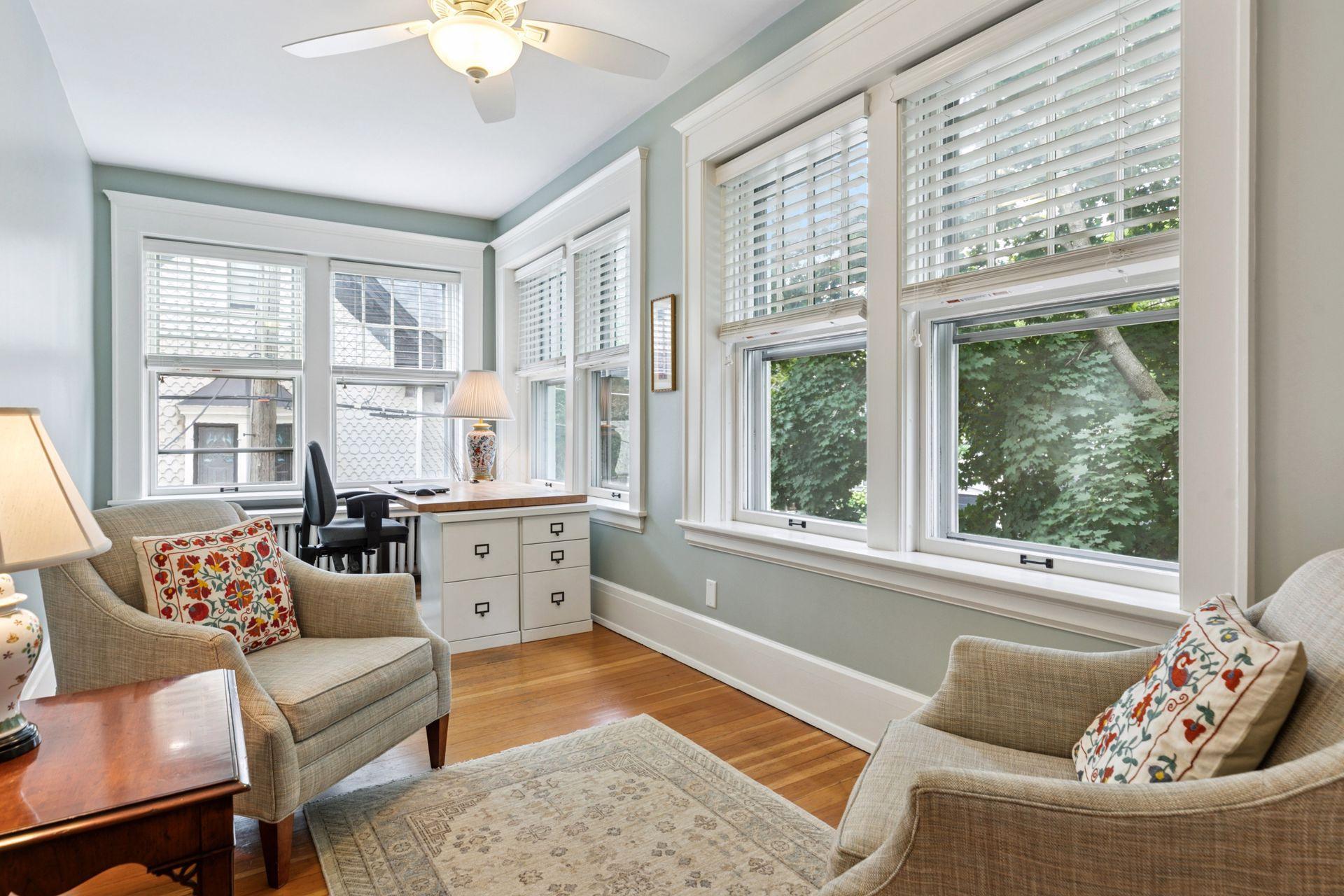Saint Paul, Minnesota, 55102, United States, 3 Bedrooms Bedrooms, ,1 BathroomBathrooms,Residential,For Sale,1940407