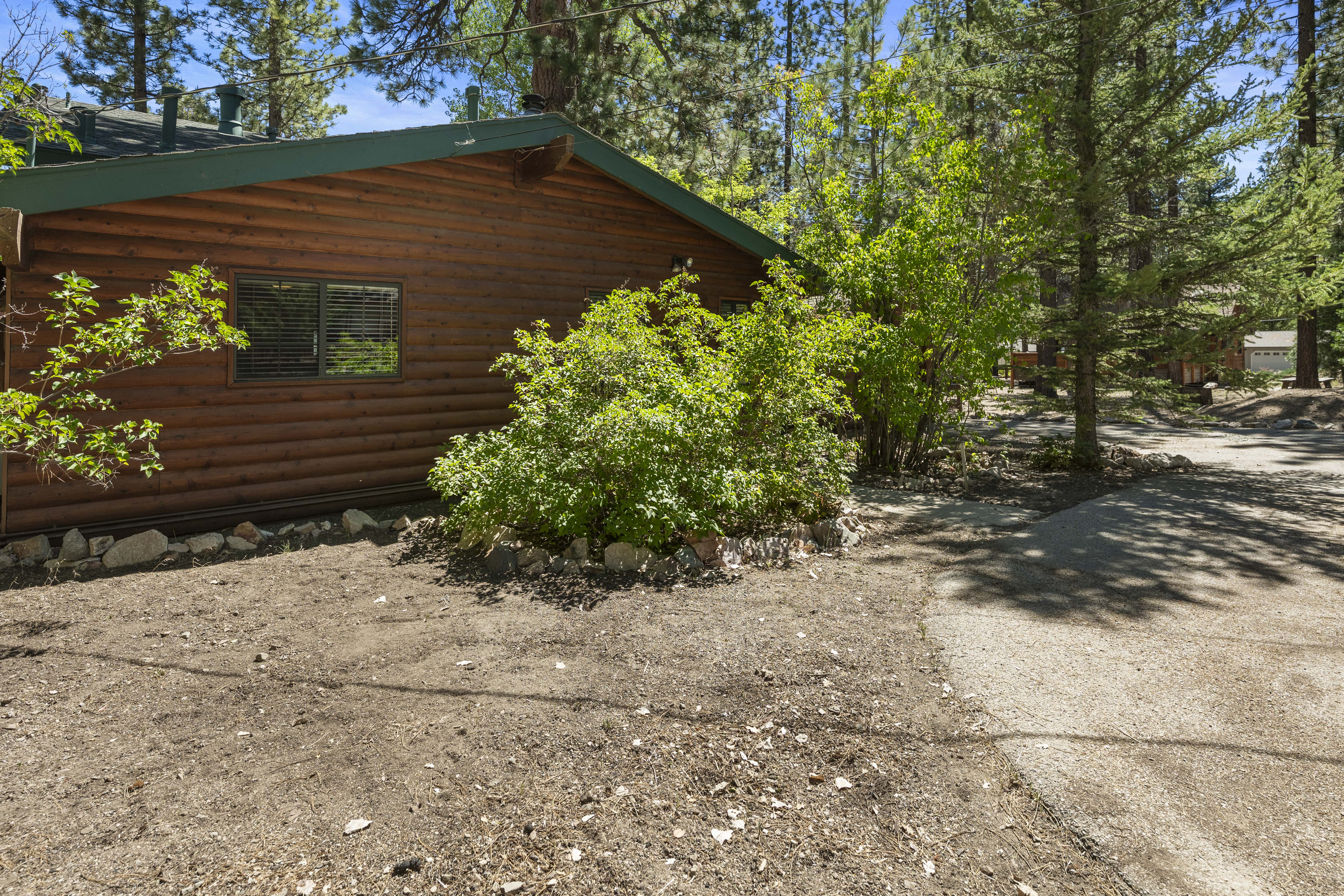  39625 Flicker Road, Fawnskin, CA 92333 - 物件實景