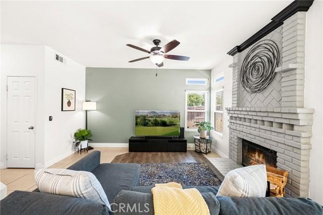 Temecula, California, 92591, United States, 3 Bedrooms Bedrooms, ,3 BathroomsBathrooms,Residential,For Sale,1890325