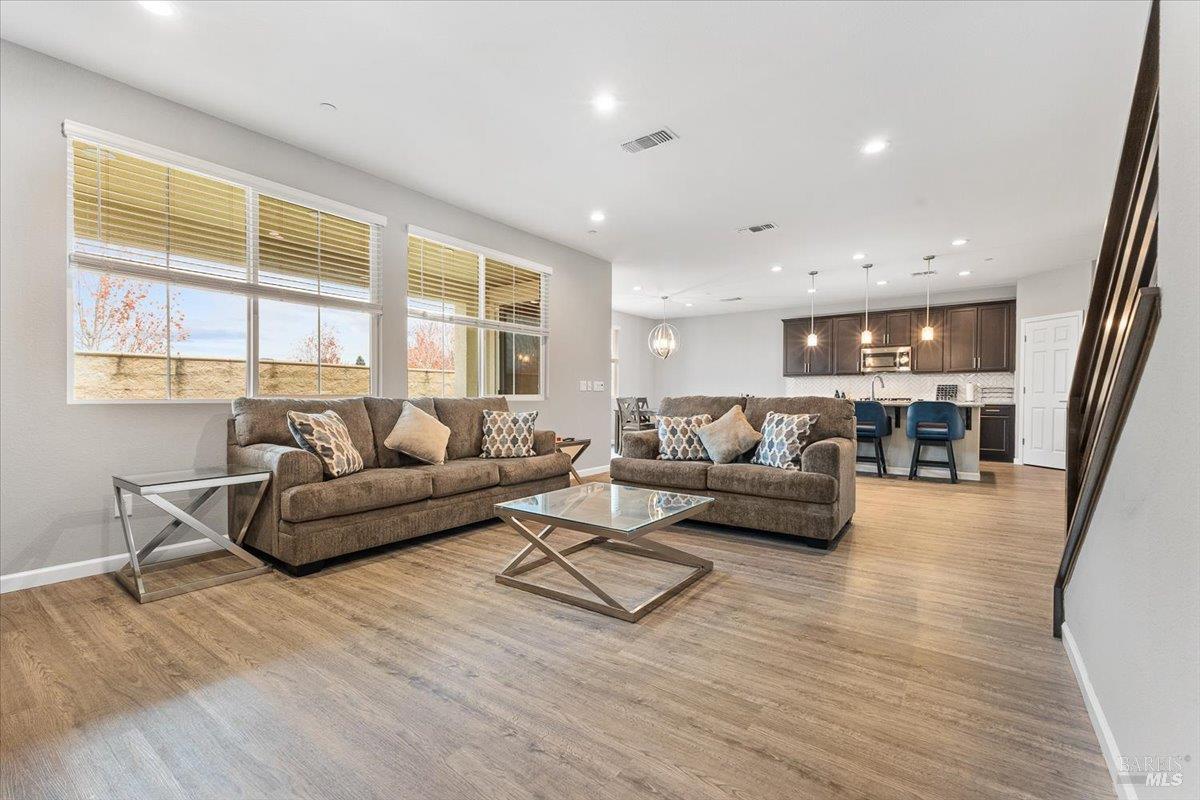 Rohnert Park, California, 94928, United States, 4 Bedrooms Bedrooms, ,3 BathroomsBathrooms,Residential,For Sale,2000344