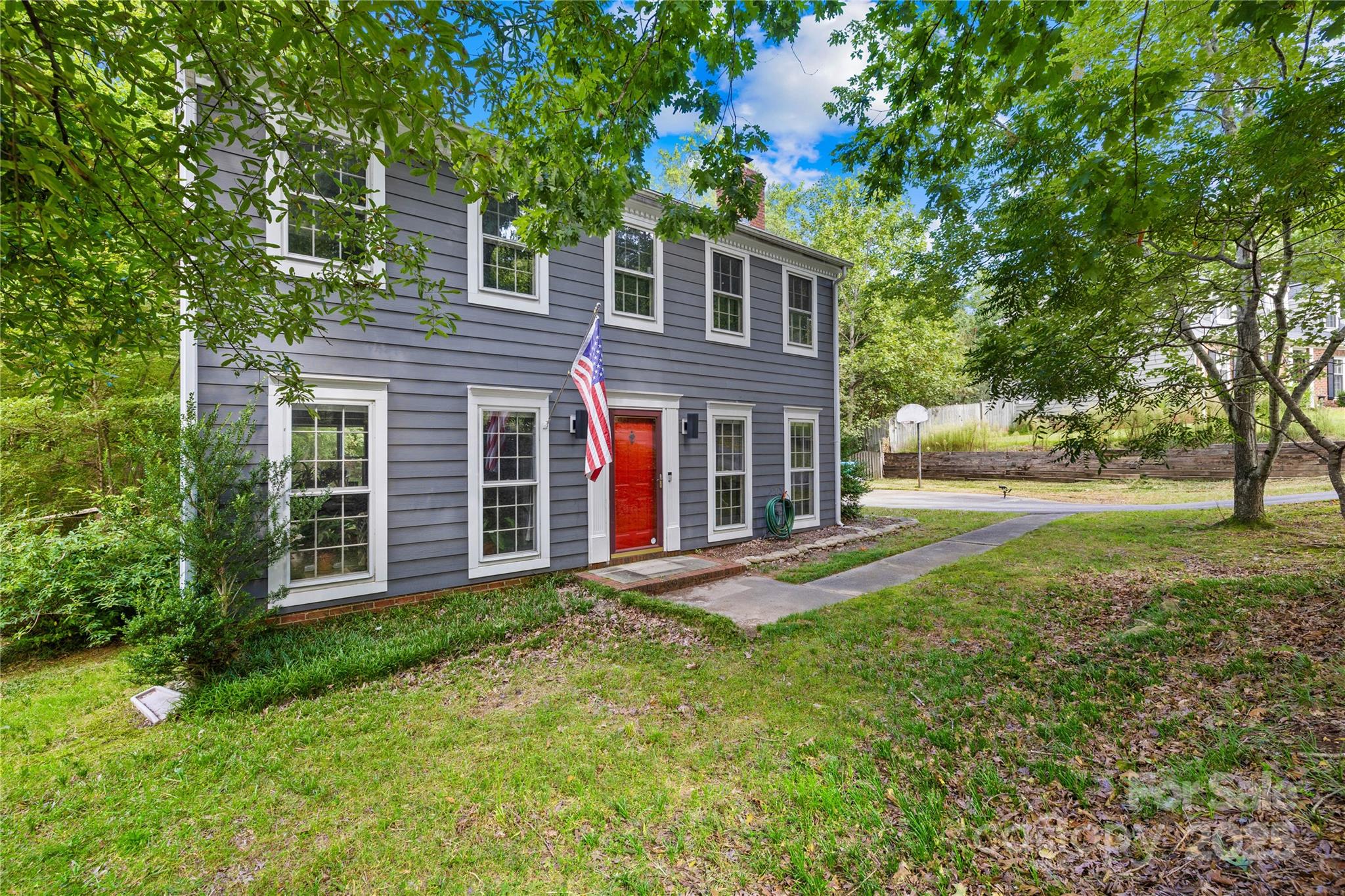 Matthews, North Carolina, 28105, United States, 3 Bedrooms Bedrooms, ,3 BathroomsBathrooms,Residential,For Sale,1948872