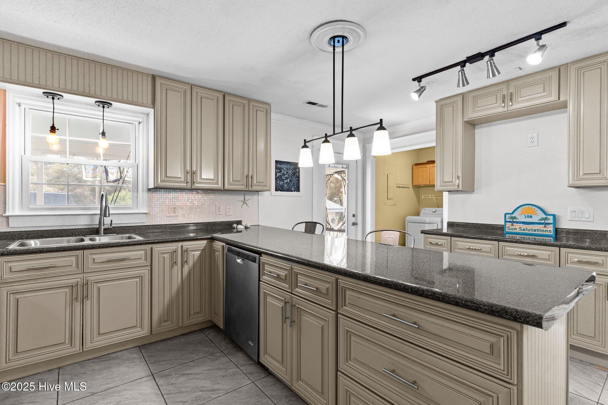 Oak Island, North Carolina, 28465, United States, 3 Bedrooms Bedrooms, ,2 BathroomsBathrooms,Residential,For Sale,1885447