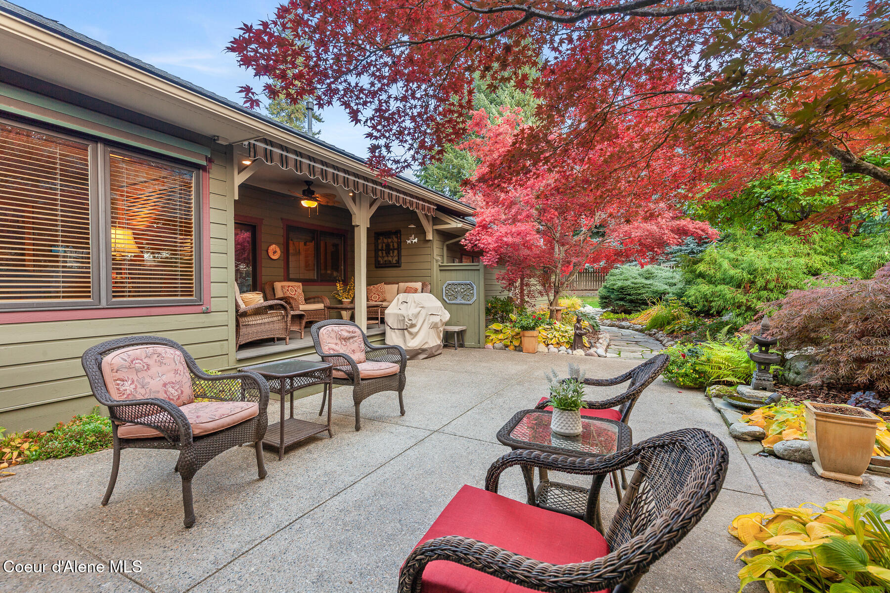 Hayden Lake, Idaho, 83835, United States, 4 Bedrooms Bedrooms, ,3 BathroomsBathrooms,Residential,For Sale,2007766