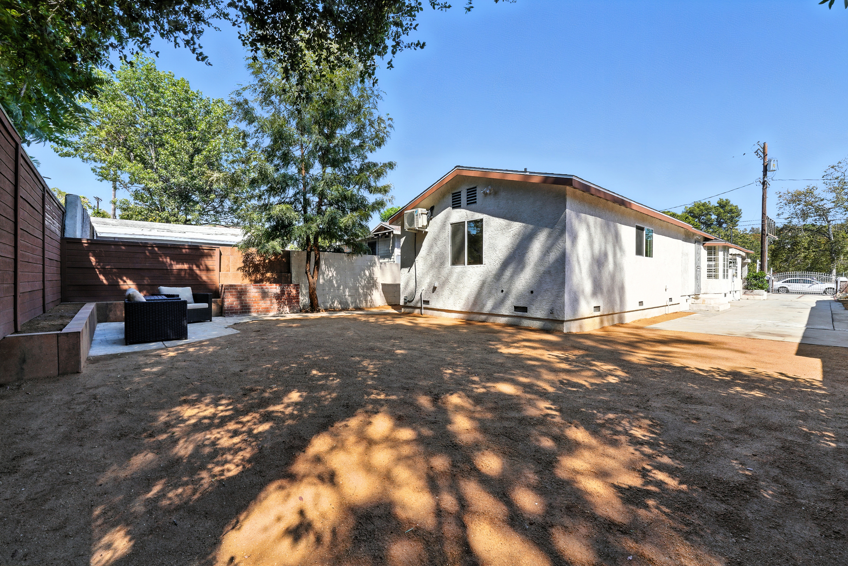 Los Angeles, California, 90042, United States, 3 Bedrooms Bedrooms, ,3 BathroomsBathrooms,Residential,For Sale,1909729