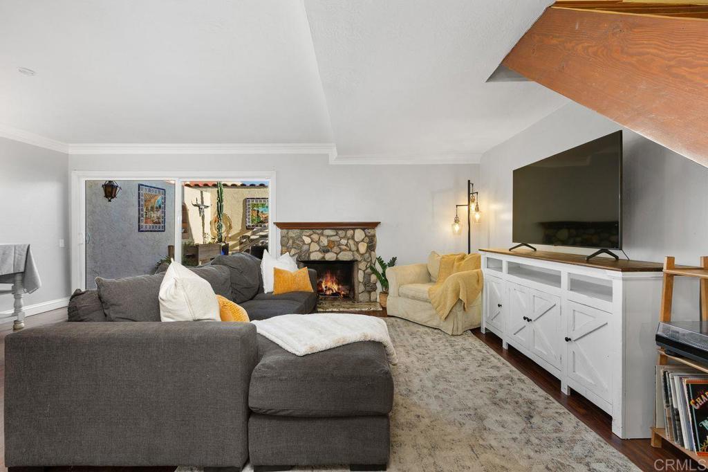 Vista, California, 92084, United States, 2 Bedrooms Bedrooms, ,3 BathroomsBathrooms,Residential,For Sale,1987849