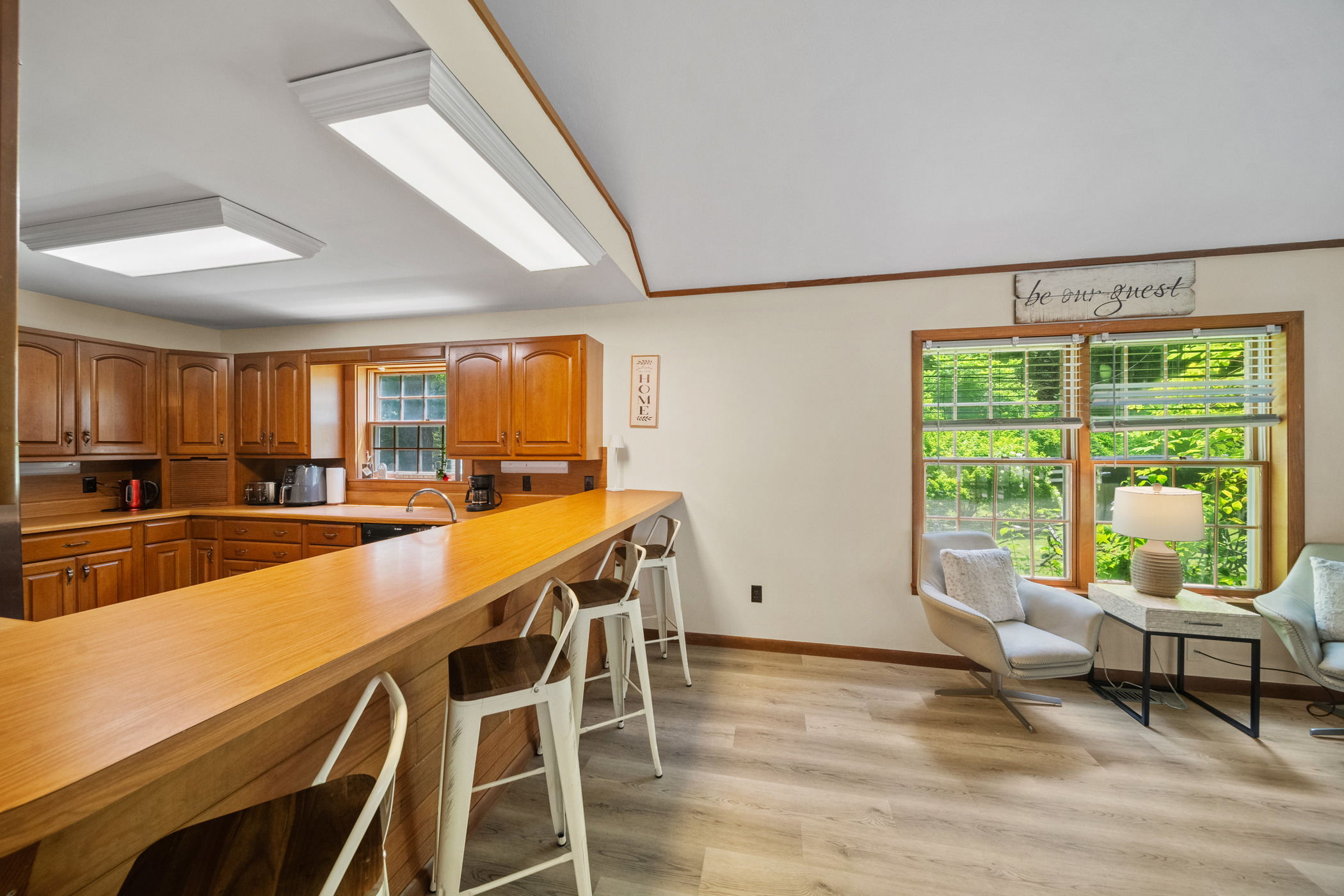 Gatlinburg, Tennessee, 37738, United States, 4 Bedrooms Bedrooms, ,3 BathroomsBathrooms,Residential,For Sale,1974957