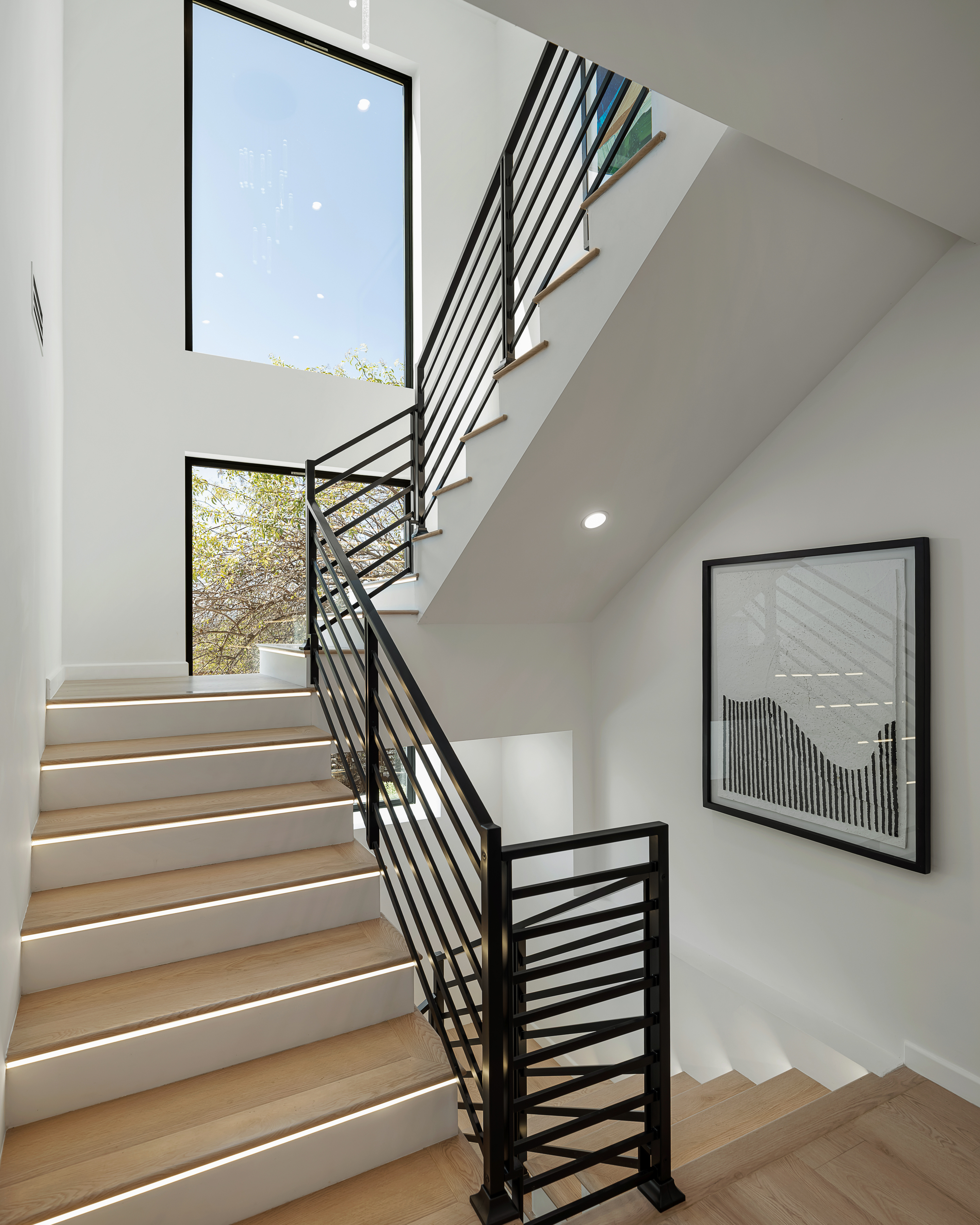  2119 Ewing St - 物件實景