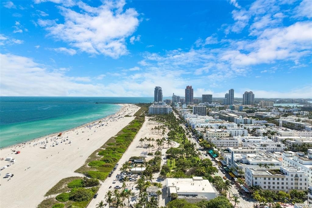 Miami Beach, Florida, 33139, United States, 2 Bedrooms Bedrooms, ,2 BathroomsBathrooms,Residential,For Sale,1923185