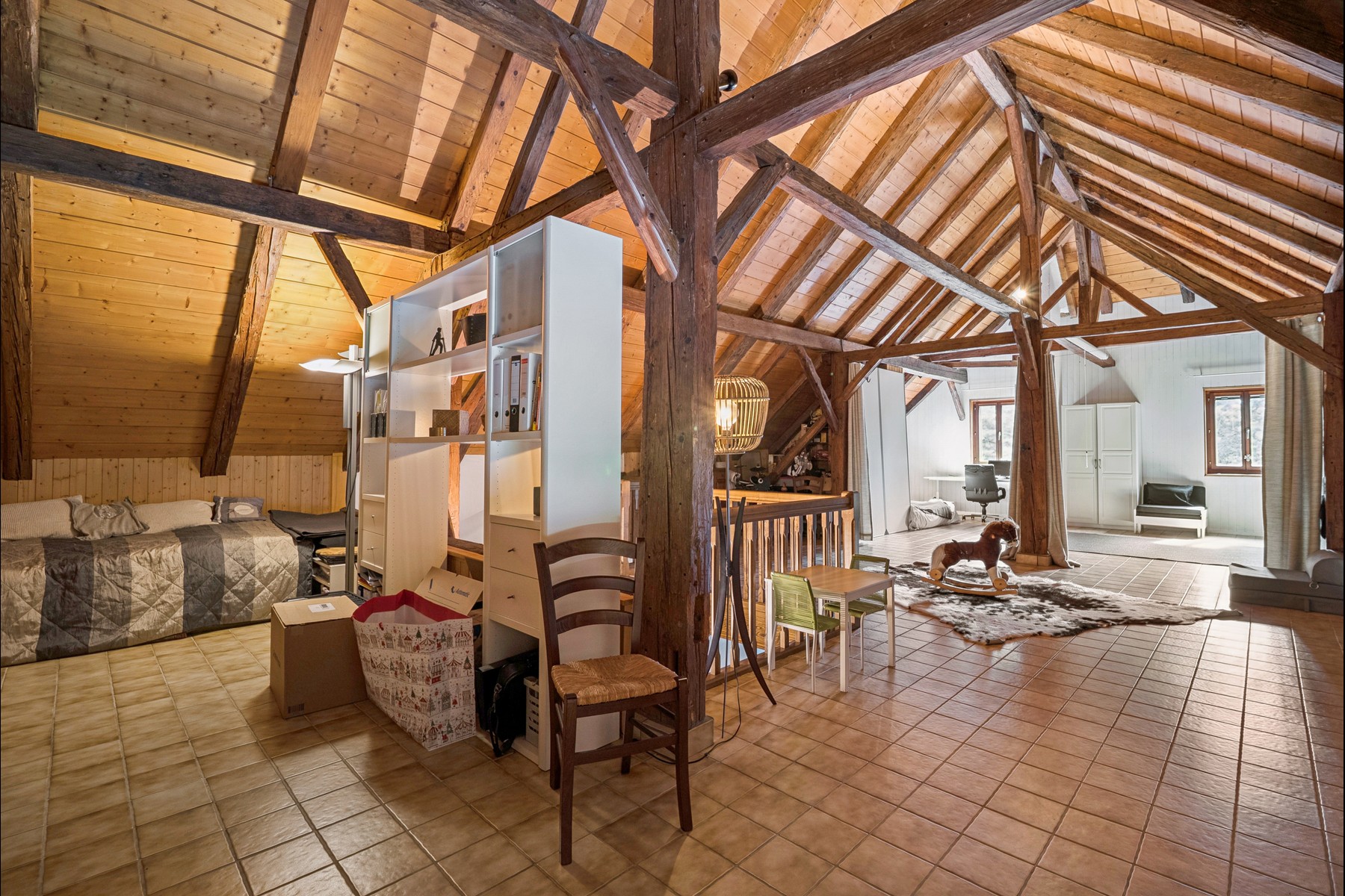  An authentic, charming home in the heart of an estate spanning more than 7,500 m - 物件實景