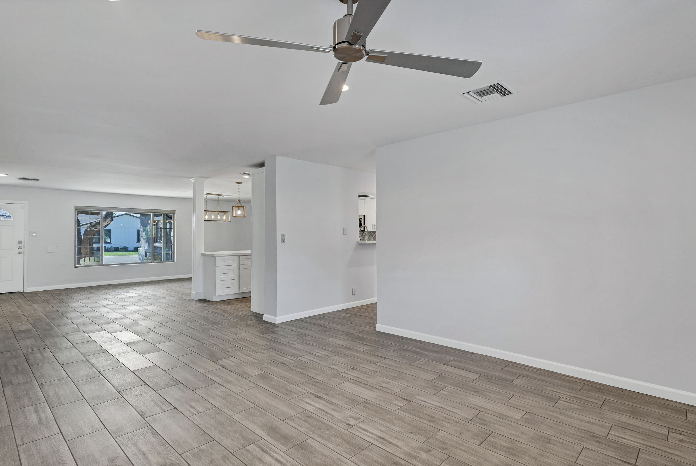 Phoenix, Arizona, 85016, United States, 4 Bedrooms Bedrooms, ,3 BathroomsBathrooms,Residential,For Sale,2013793