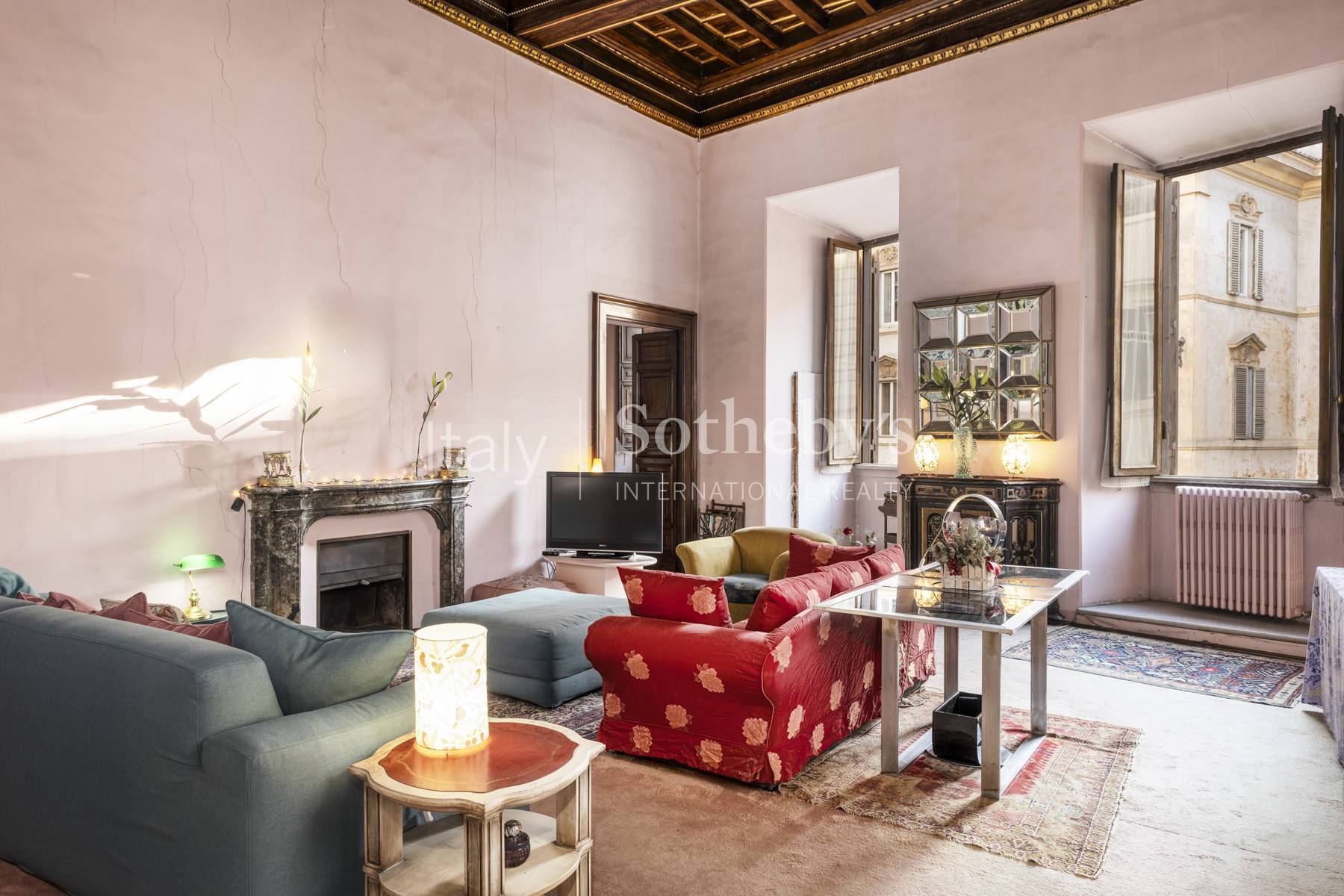  Apartment in noble palace in Piazza Campitelli - 物件實景