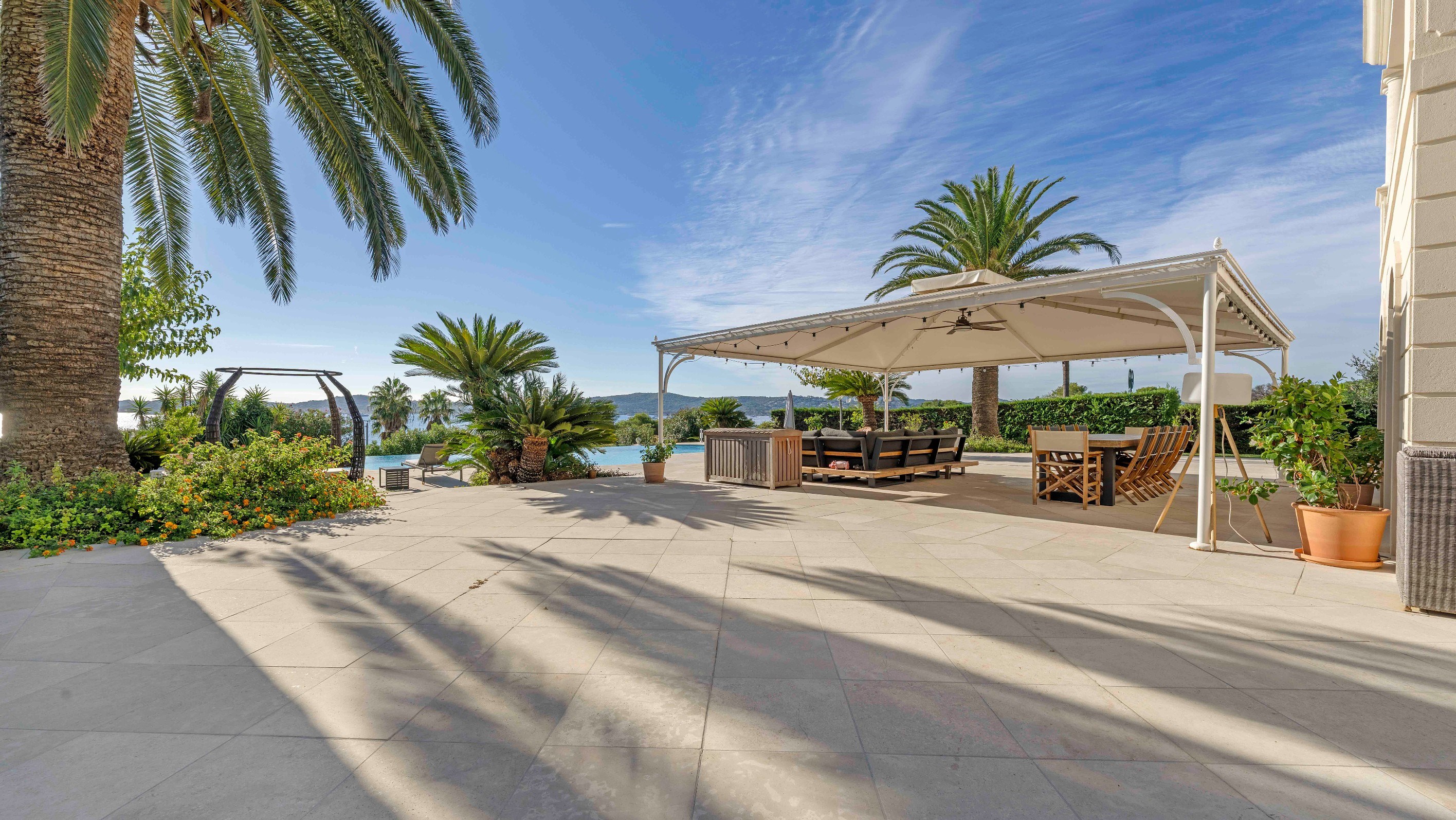  Luxury villa in Grimaud with sea view and infinity pool, exceptional Côte d’Azu… - 物件實景
