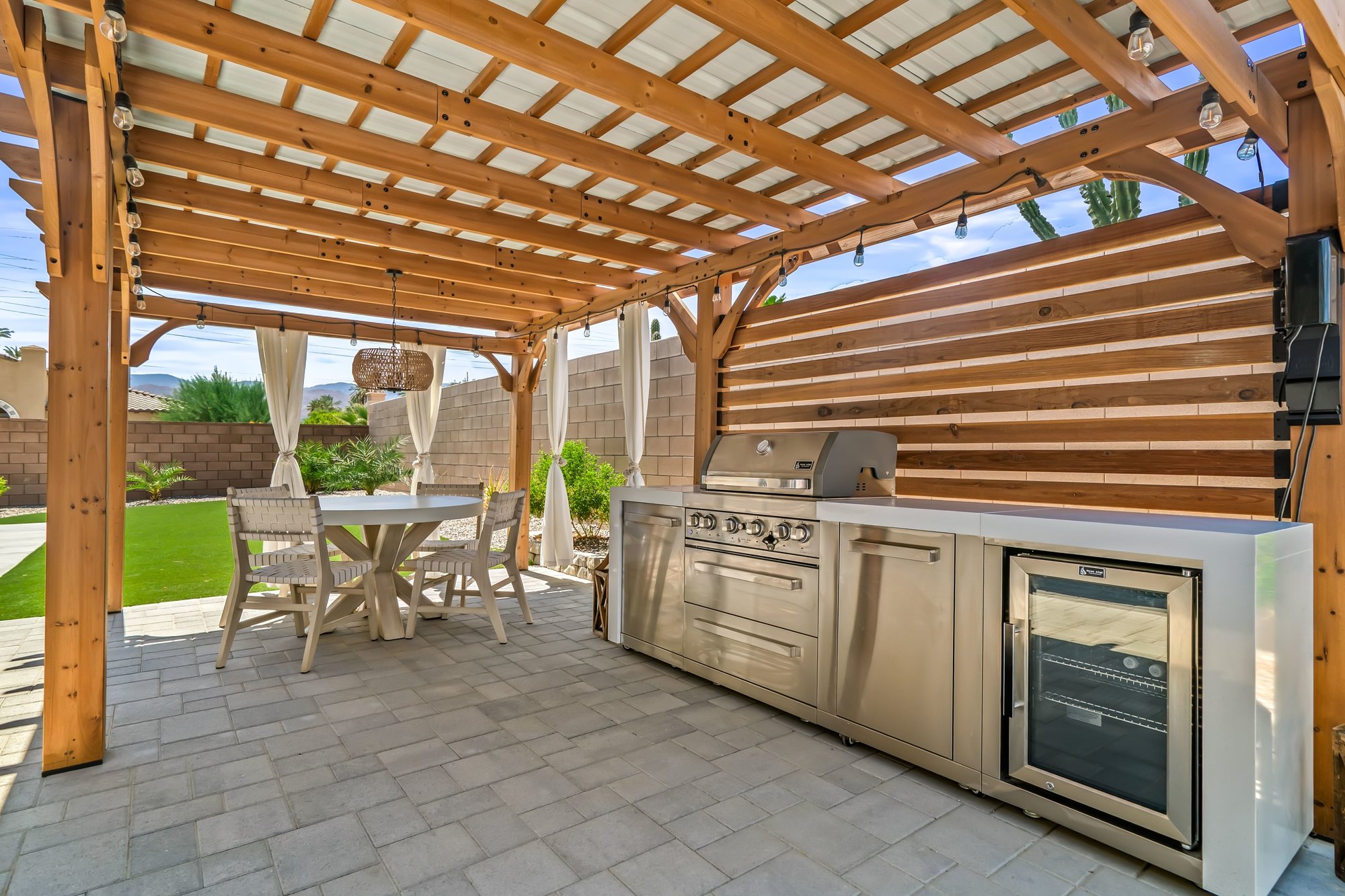  RARE LA QUINTA RETREAT DESIGNED FOR LUXURIOUS MULTIGENERATIONAL LIVING - 物件實景