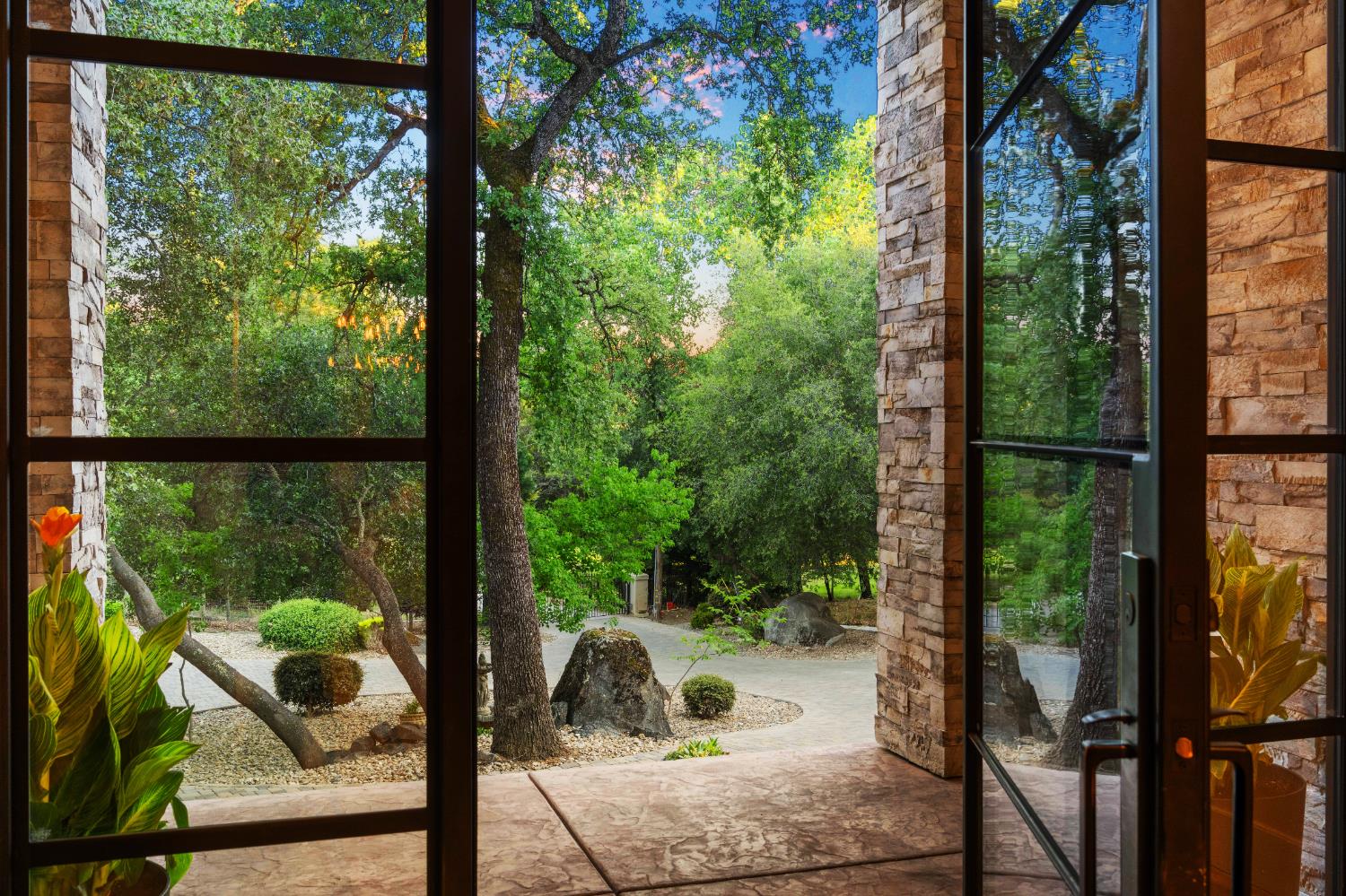 Loomis, California, 95650, United States, 5 Bedrooms Bedrooms, ,6 BathroomsBathrooms,Residential,For Sale,2003238