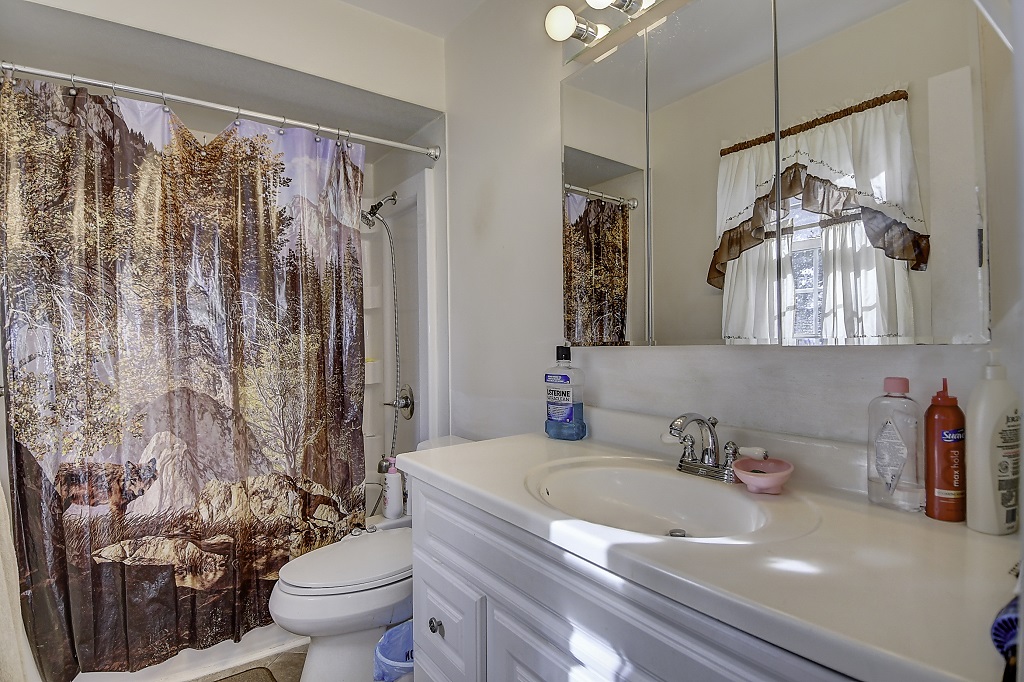 Norfolk, Virginia, 23502, United States, 4 Bedrooms Bedrooms, ,4 BathroomsBathrooms,Residential,For Sale,1974542