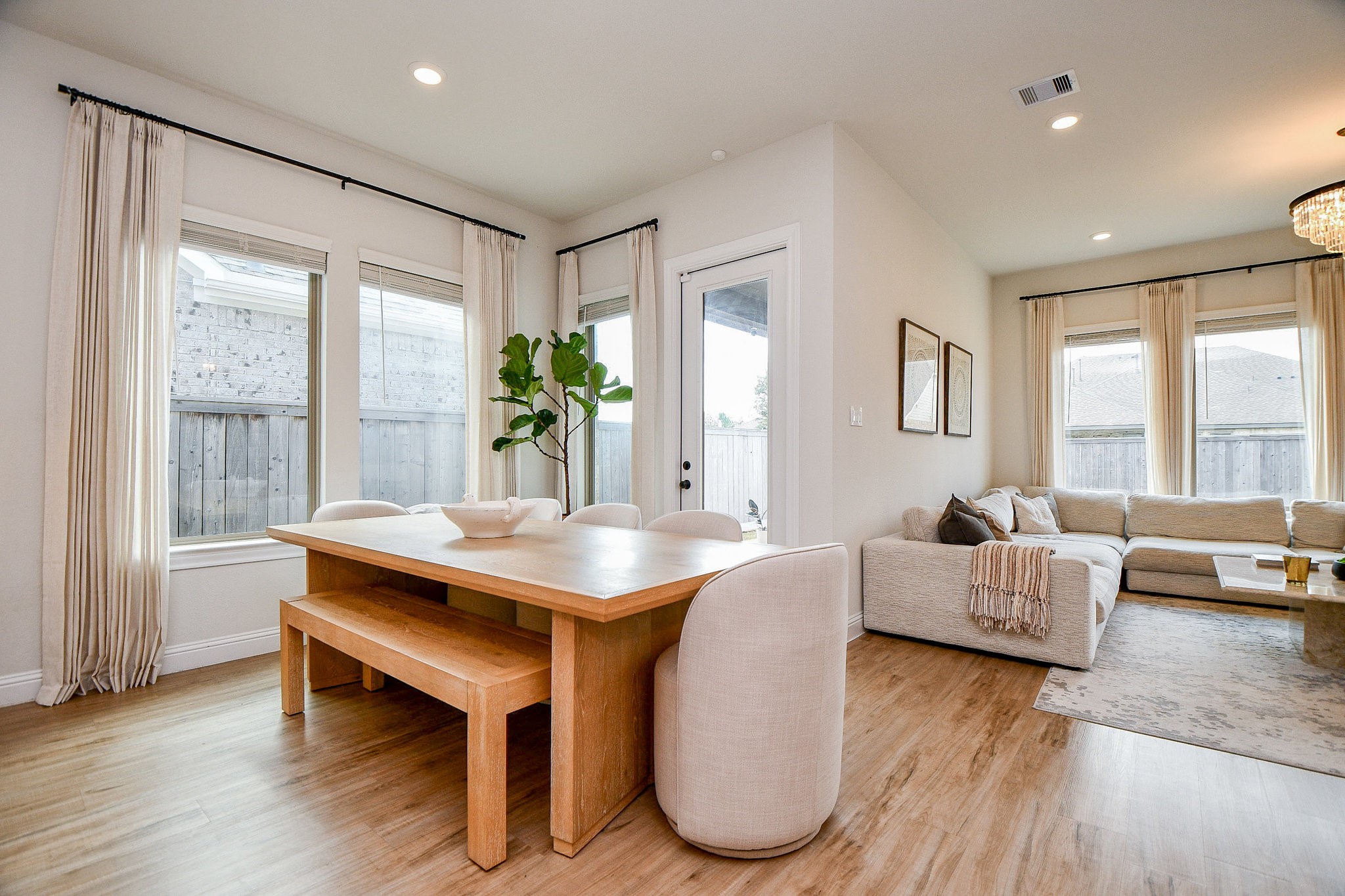 Cypress, Texas, 77433, United States, 5 Bedrooms Bedrooms, ,4 BathroomsBathrooms,Residential,For Sale,1969014