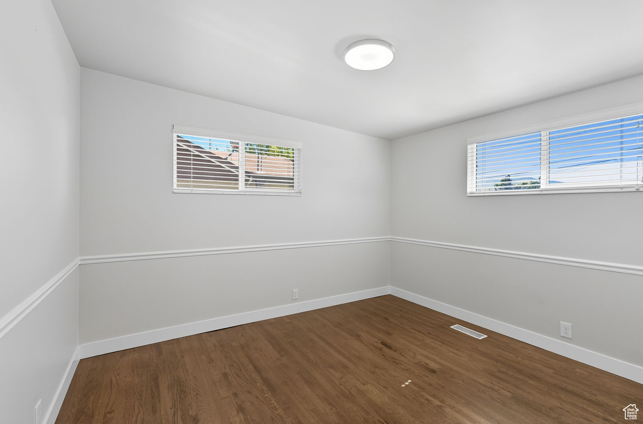 Millcreek, Utah, 84106, United States, 4 Bedrooms Bedrooms, ,1 BathroomBathrooms,Residential,For Sale,1961088