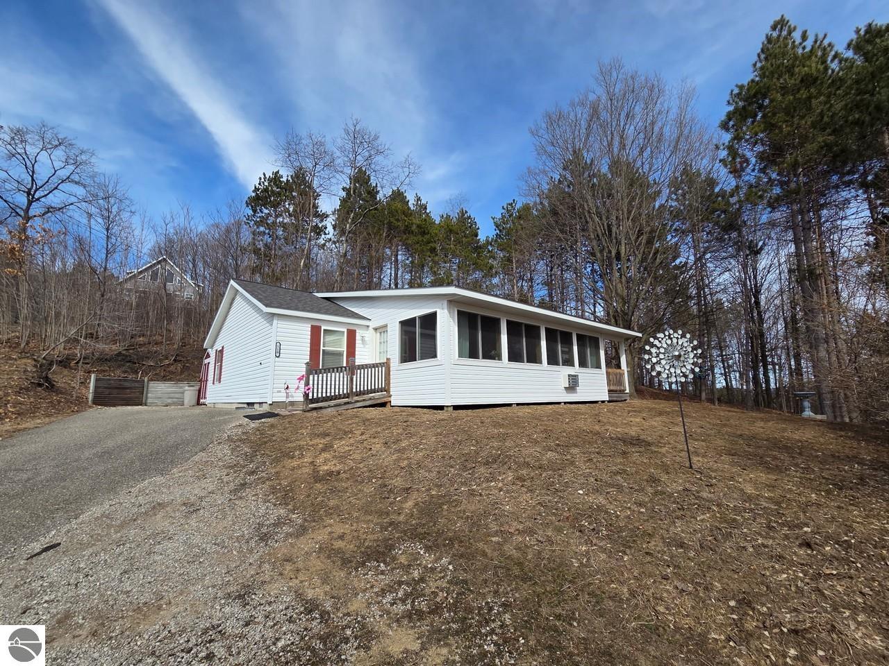 North St, Bellaire, MI 49615