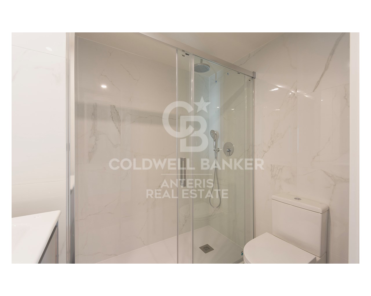 Barcelona, Barcelona, Sants ? Montju?c, Sants - Ba, Barcelona, Catalonia, ES, 3 Bedrooms Bedrooms, ,2 BathroomsBathrooms,Residential,For Sale,Barcelona, Barcelona, Sants ? Montju?c, Sants - Ba,1556908