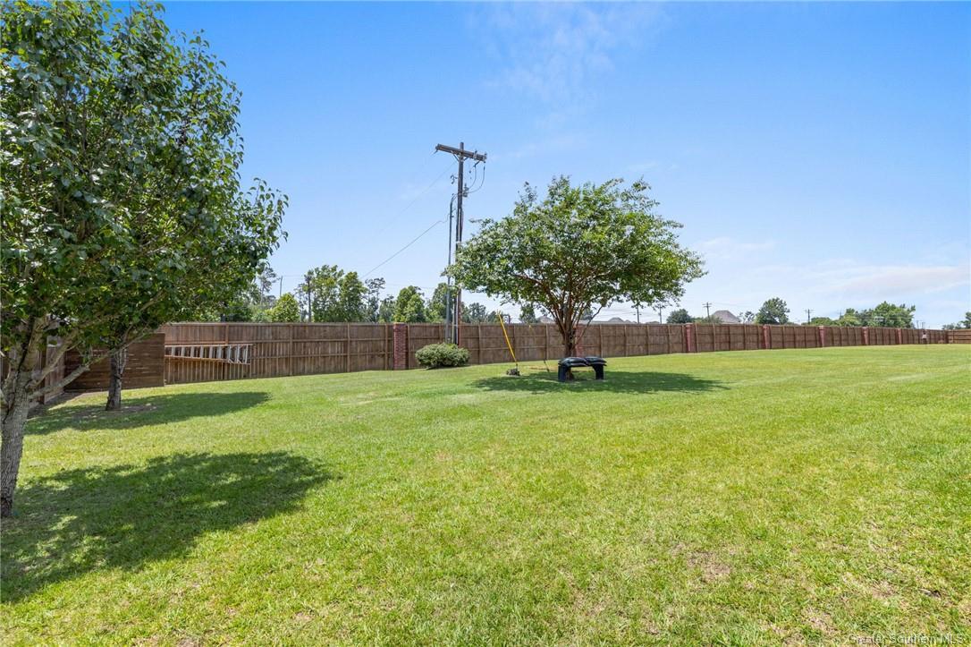 Lake Charles, Louisiana, 70611, United States, 5 Bedrooms Bedrooms, ,5 BathroomsBathrooms,Residential,For Sale,1876537
