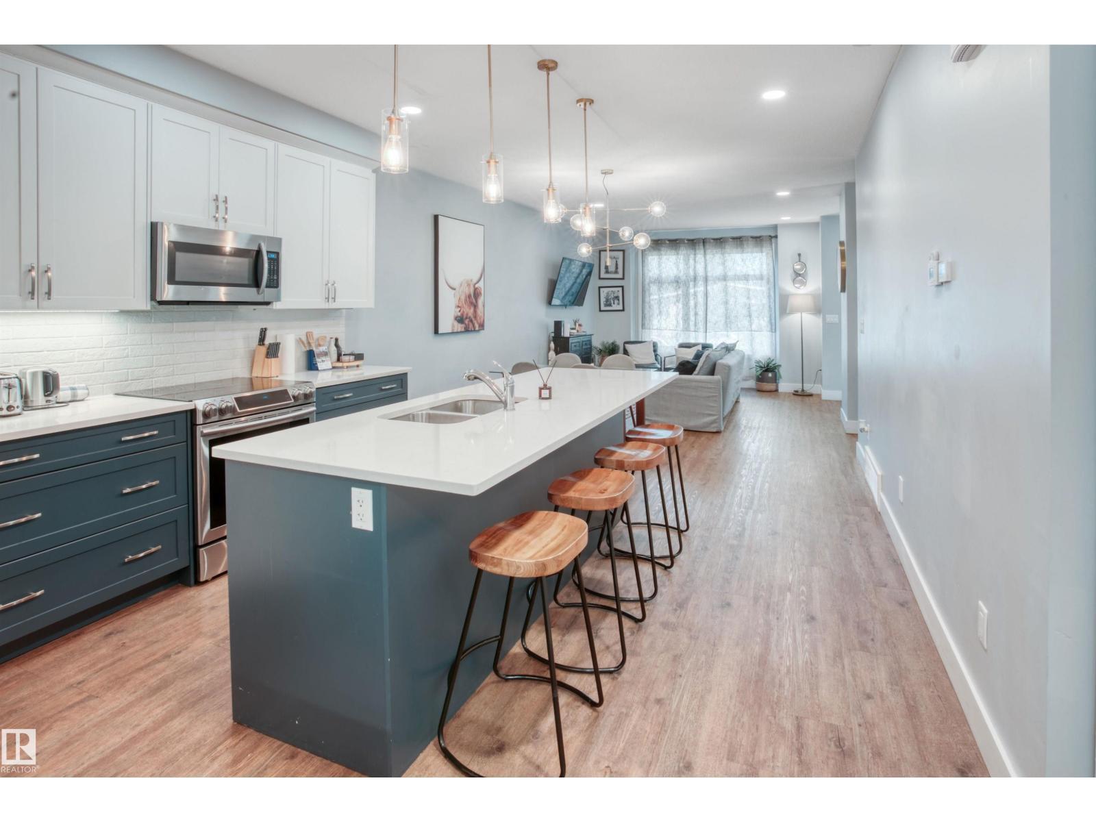 EDMONTON, Alberta, T5R 1G7, CA, 4 Bedrooms Bedrooms, ,2 BathroomsBathrooms,Residential,For Sale,1911757