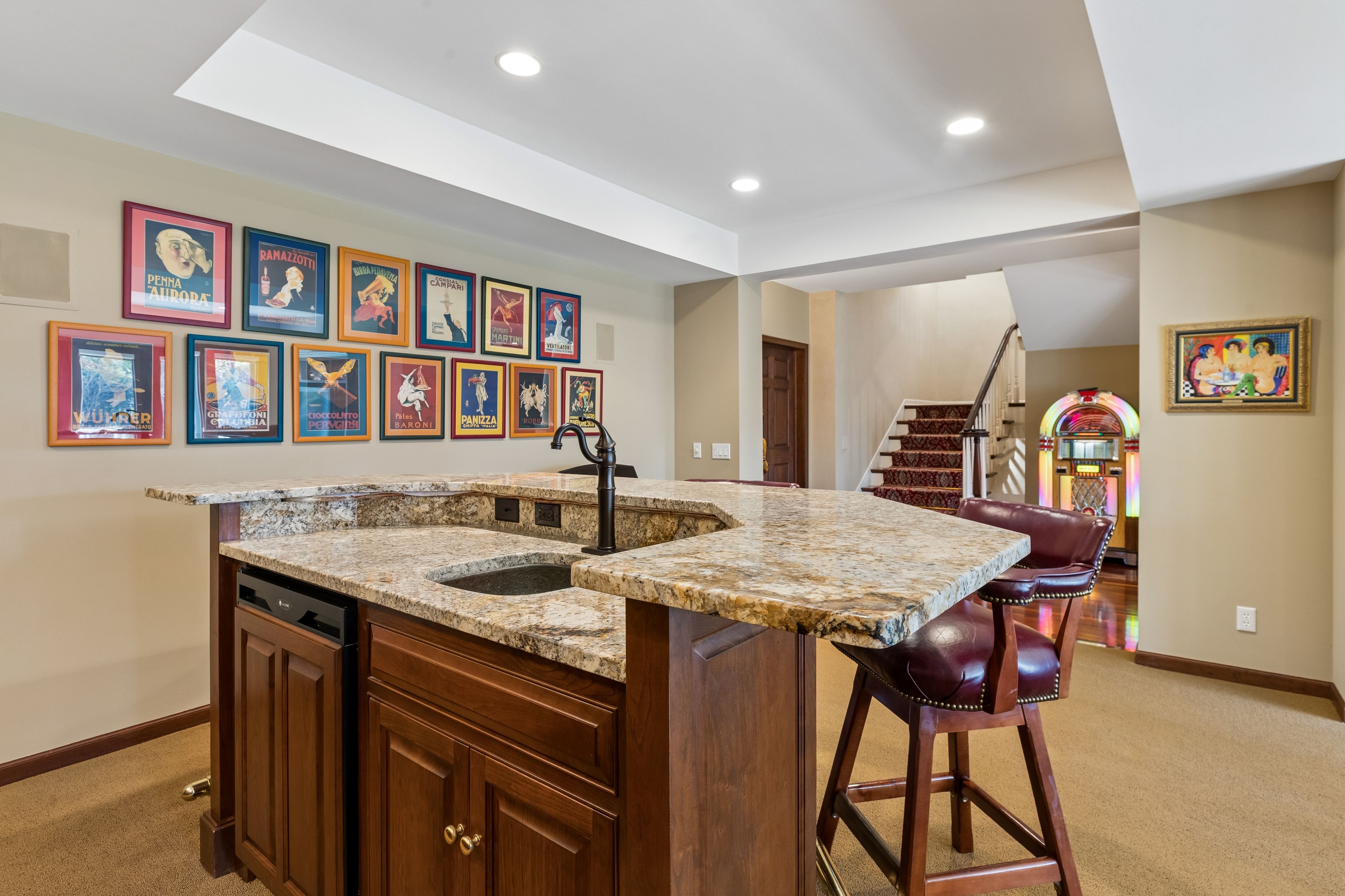  Graceful Executive Living in a Serene Edina Setting - 物件實景