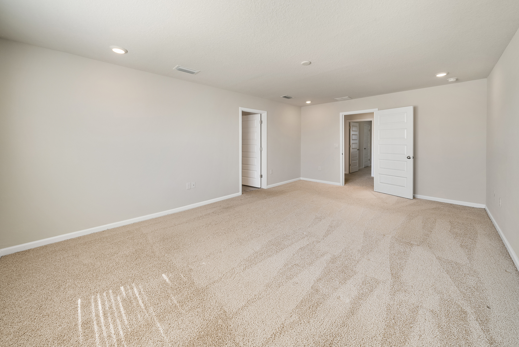  Thoughtfully Designed Residence With Fenced Backyard Near Tyndall AFB - 物件實景