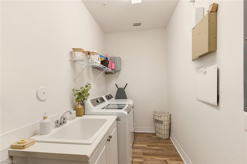 Naples, Florida, 34105, United States, 3 Bedrooms Bedrooms, ,3 BathroomsBathrooms,Residential,For Sale,1998213