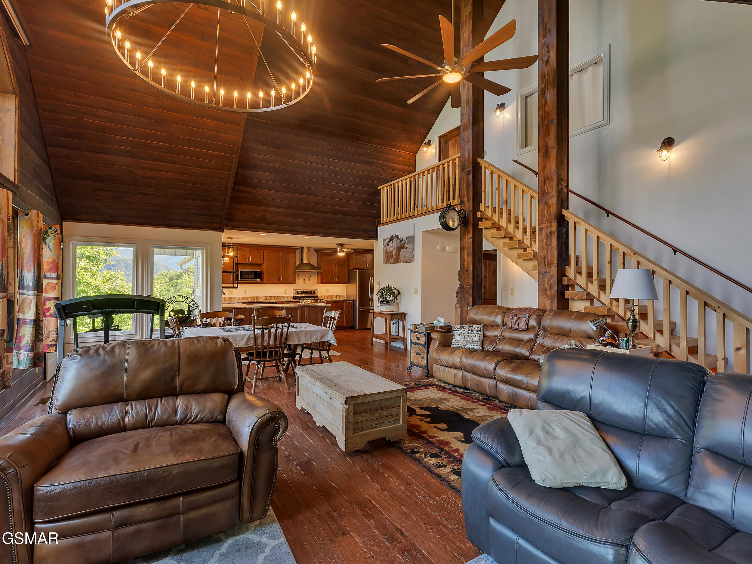 Gatlinburg, Tennessee, 37738, United States, 3 Bedrooms Bedrooms, ,4 BathroomsBathrooms,Residential,For Sale,1828723