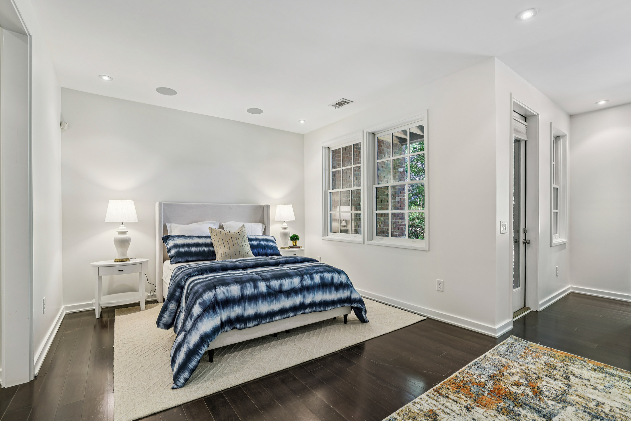  Elegant Brownstone-style Townhome in Gated Community in the Heart of Brookhaven - 物件實景