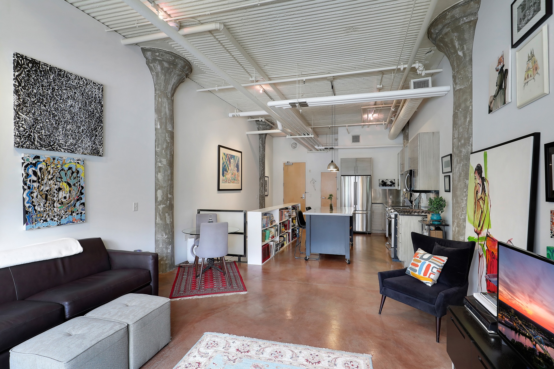  Urban Living Reimagined at 9th Street Lofts - 物件實景