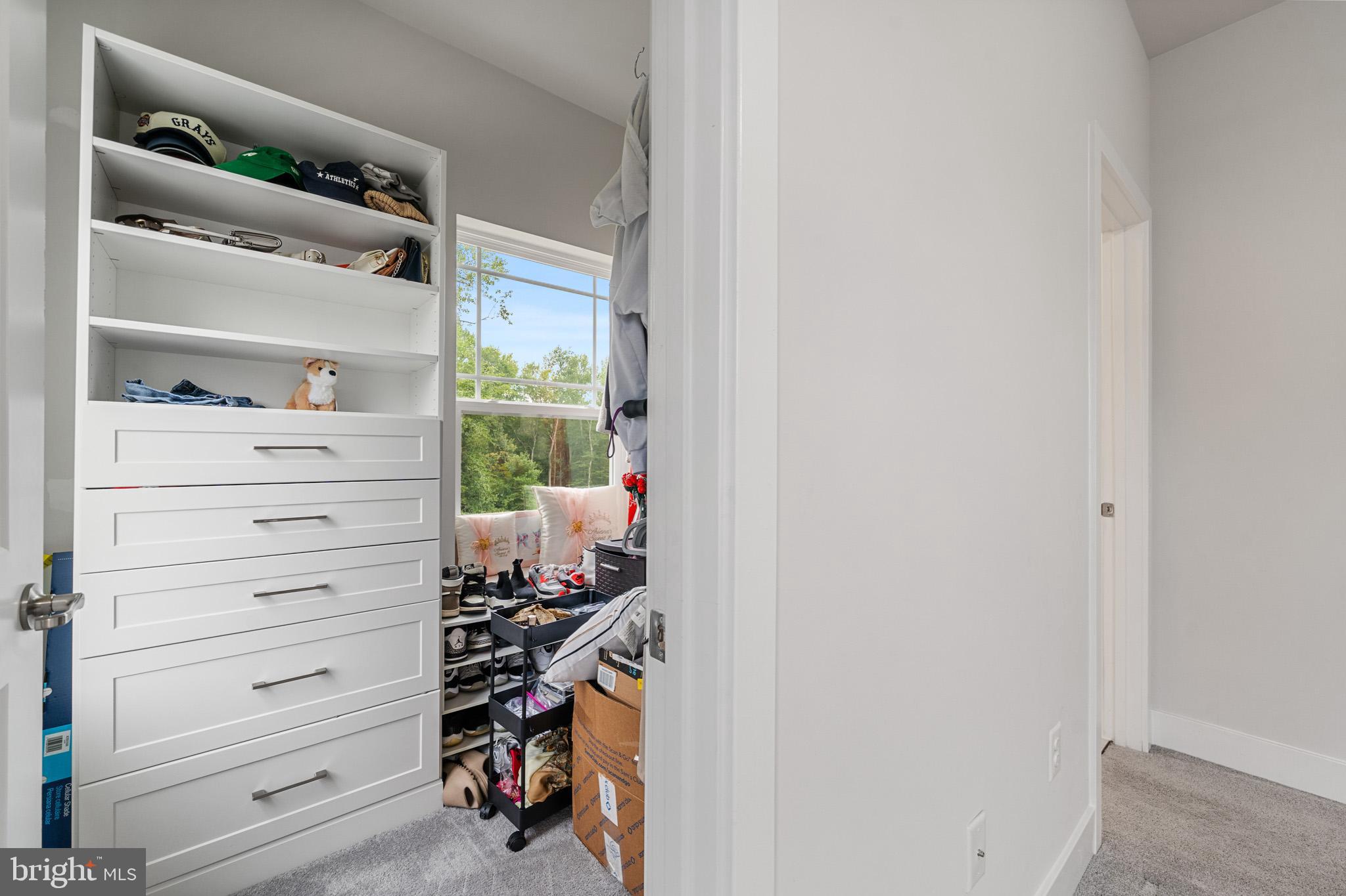 White Plains, Maryland, 20695, United States, 5 Bedrooms Bedrooms, ,5 BathroomsBathrooms,Residential,For Sale,1921773