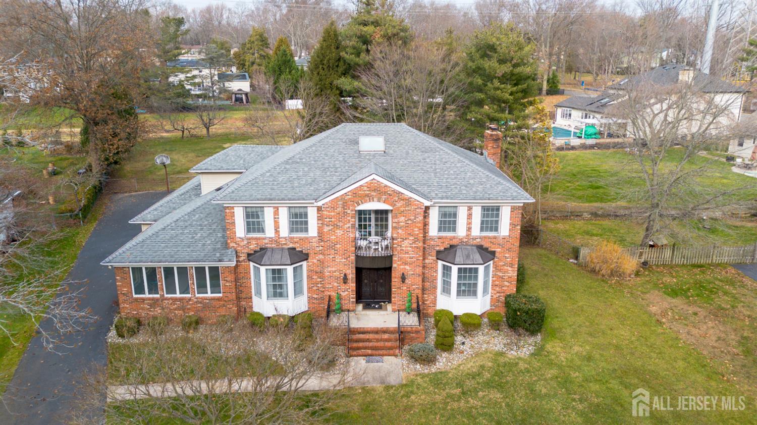 North Brunswick, New Jersey, 08902, United States, 5 Bedrooms Bedrooms, ,3 BathroomsBathrooms,Residential,For Sale,2002843