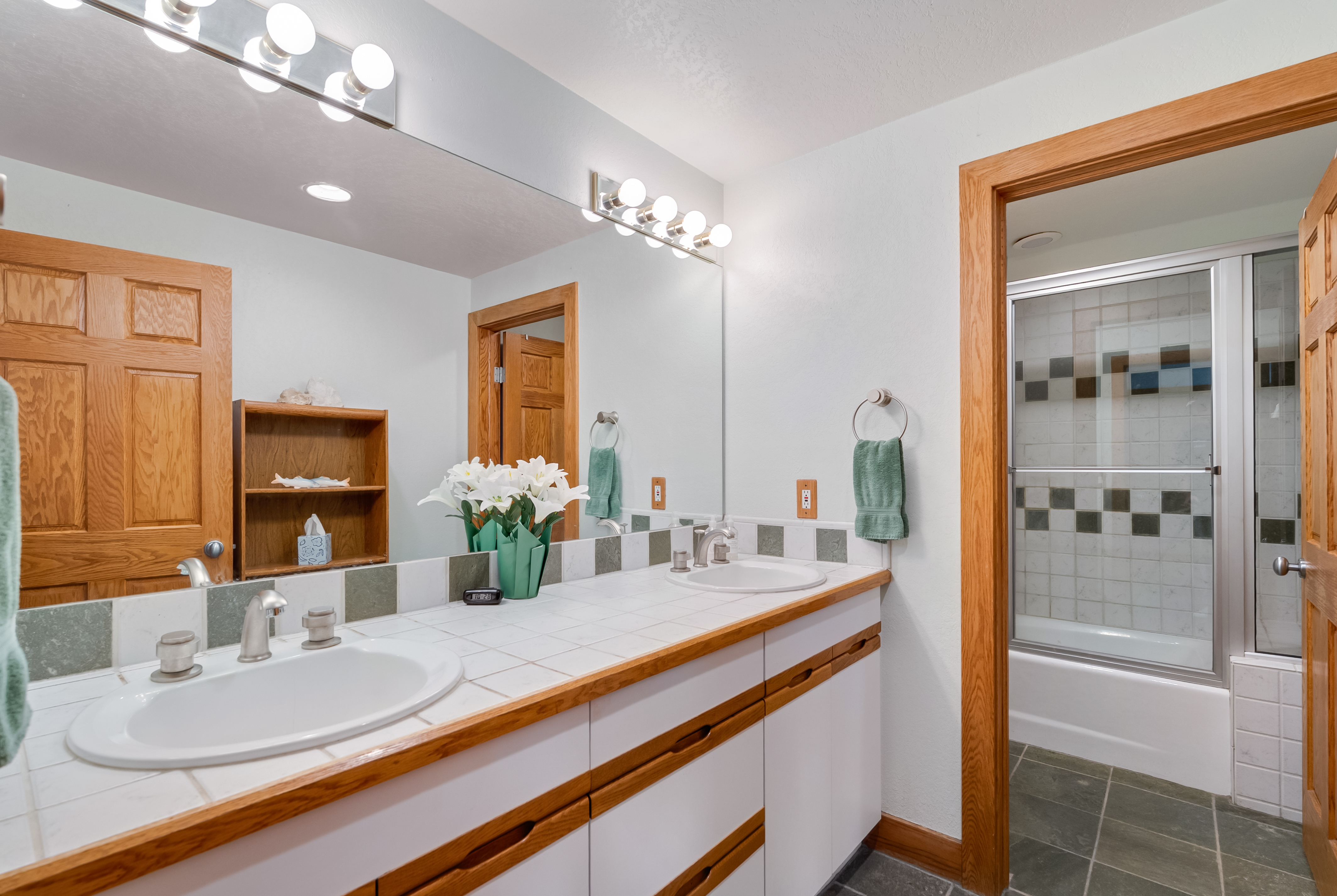  Welcome to One of Summit County