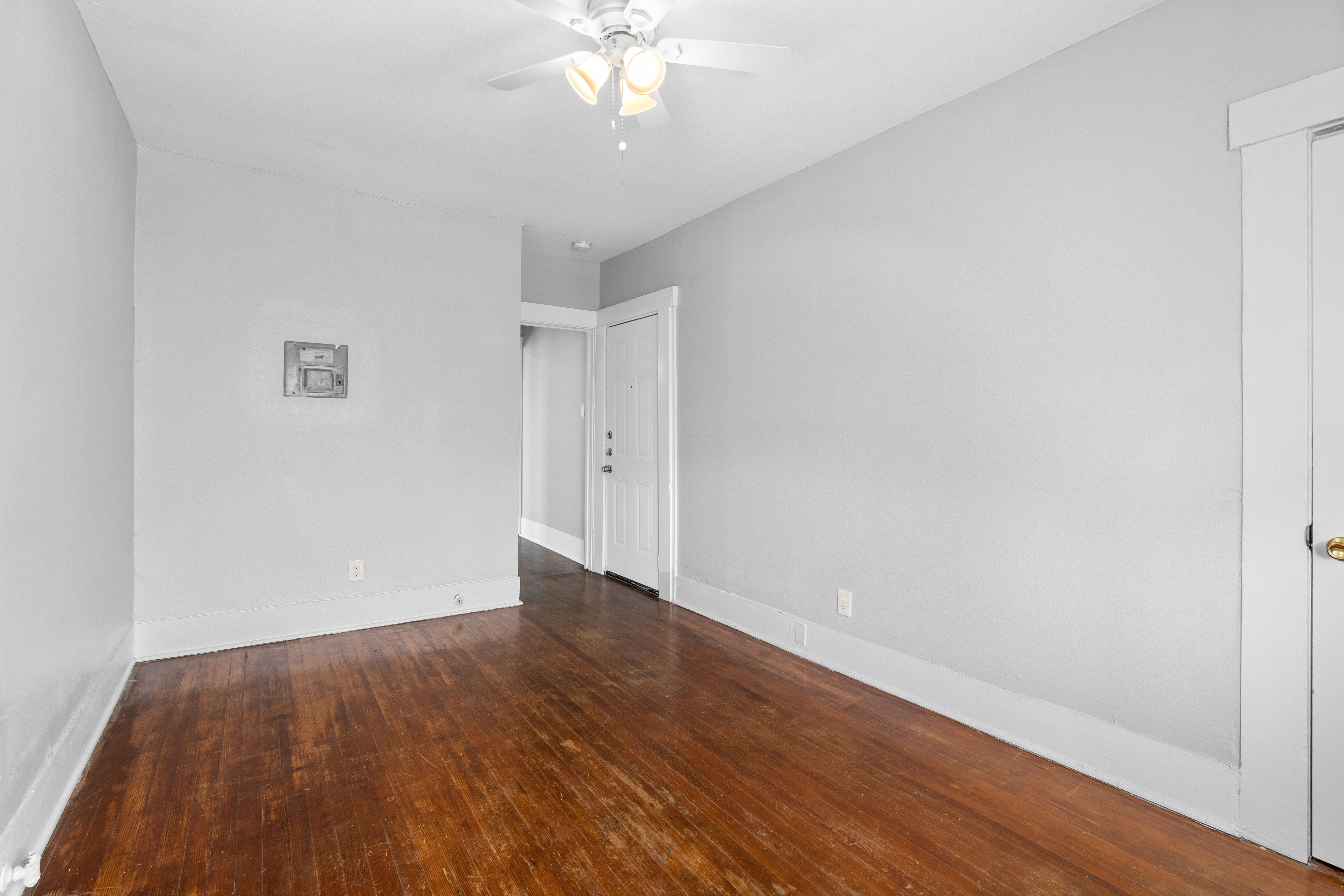  Exceptional 4-Plex Opportunity - 物件實景