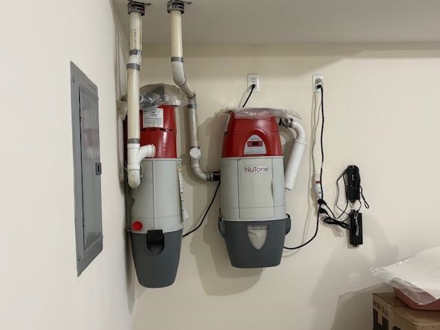 Jc, Heights, New Jersey, 07307, United States, 6 Bedrooms Bedrooms, ,6 BathroomsBathrooms,Residential,For Sale,1979354