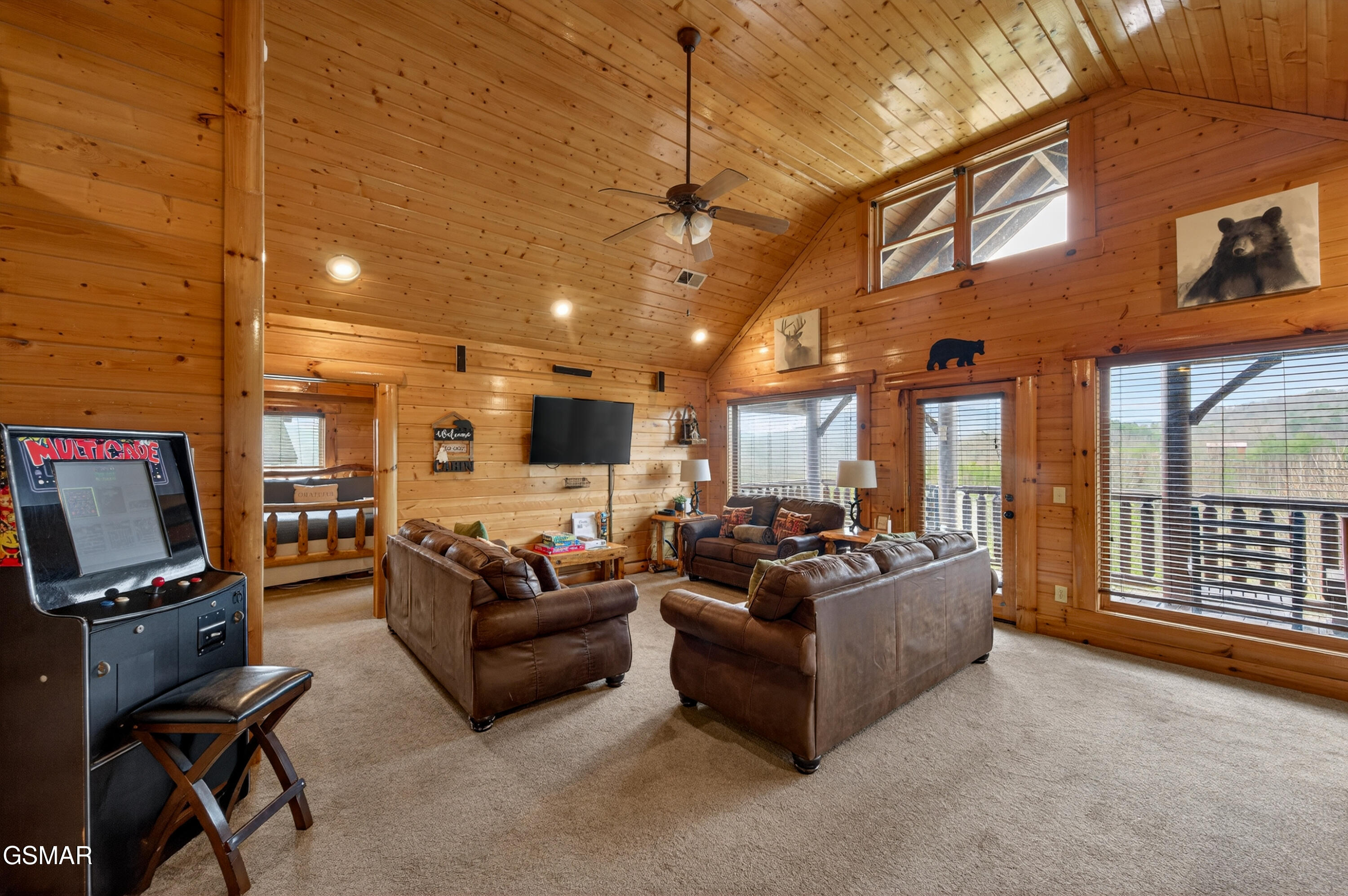 Sevierville, Tennessee, 37862, United States, 3 Bedrooms Bedrooms, ,5 BathroomsBathrooms,Residential,For Sale,2021105