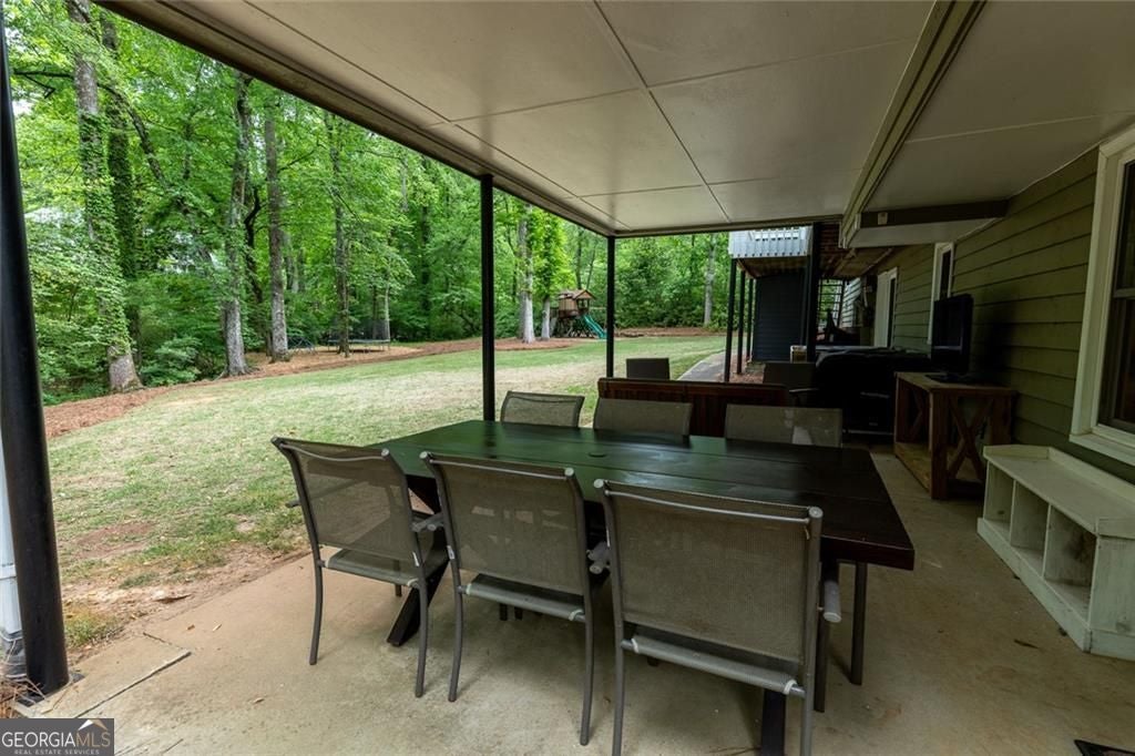 Marietta, Georgia, 30064, United States, 5 Bedrooms Bedrooms, ,4 BathroomsBathrooms,Residential,For Sale,2041117
