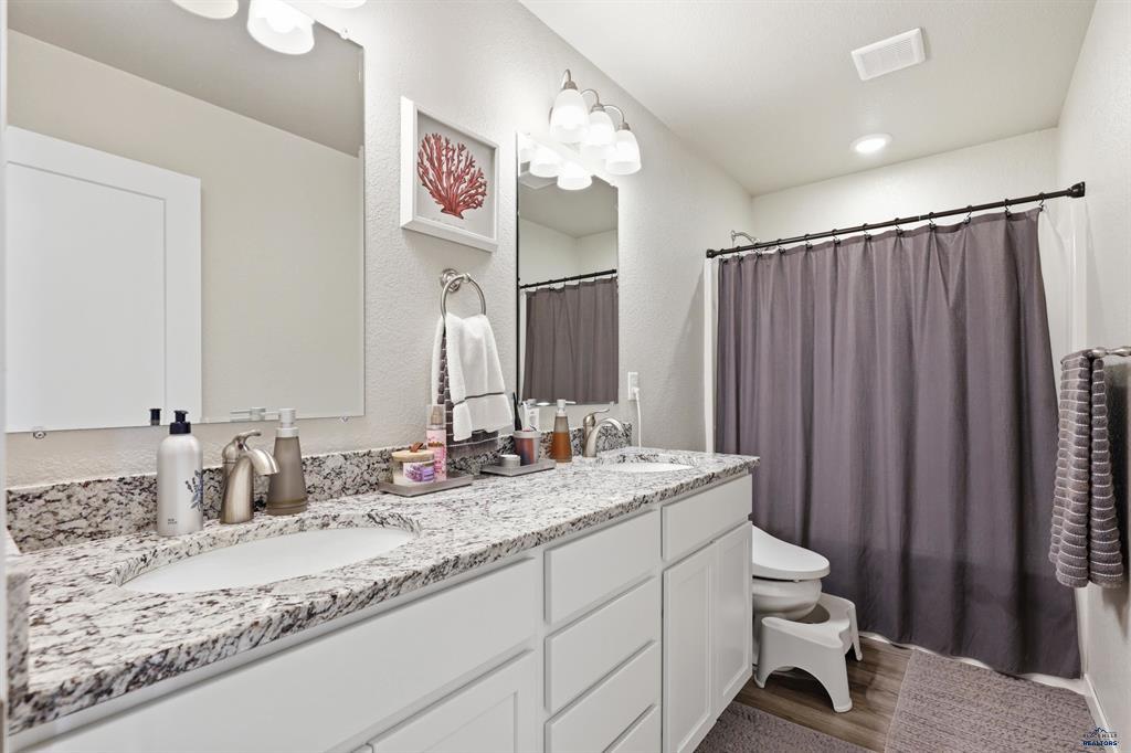 Rapid City, South Dakota, 57703, United States, 4 Bedrooms Bedrooms, ,3 BathroomsBathrooms,Residential,For Sale,2048650