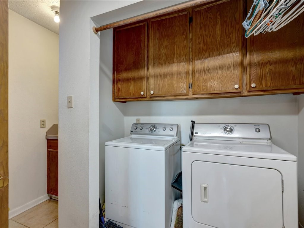 Huntington, Texas, 75949, United States, 4 Bedrooms Bedrooms, ,2 BathroomsBathrooms,Residential,For Sale,1975169