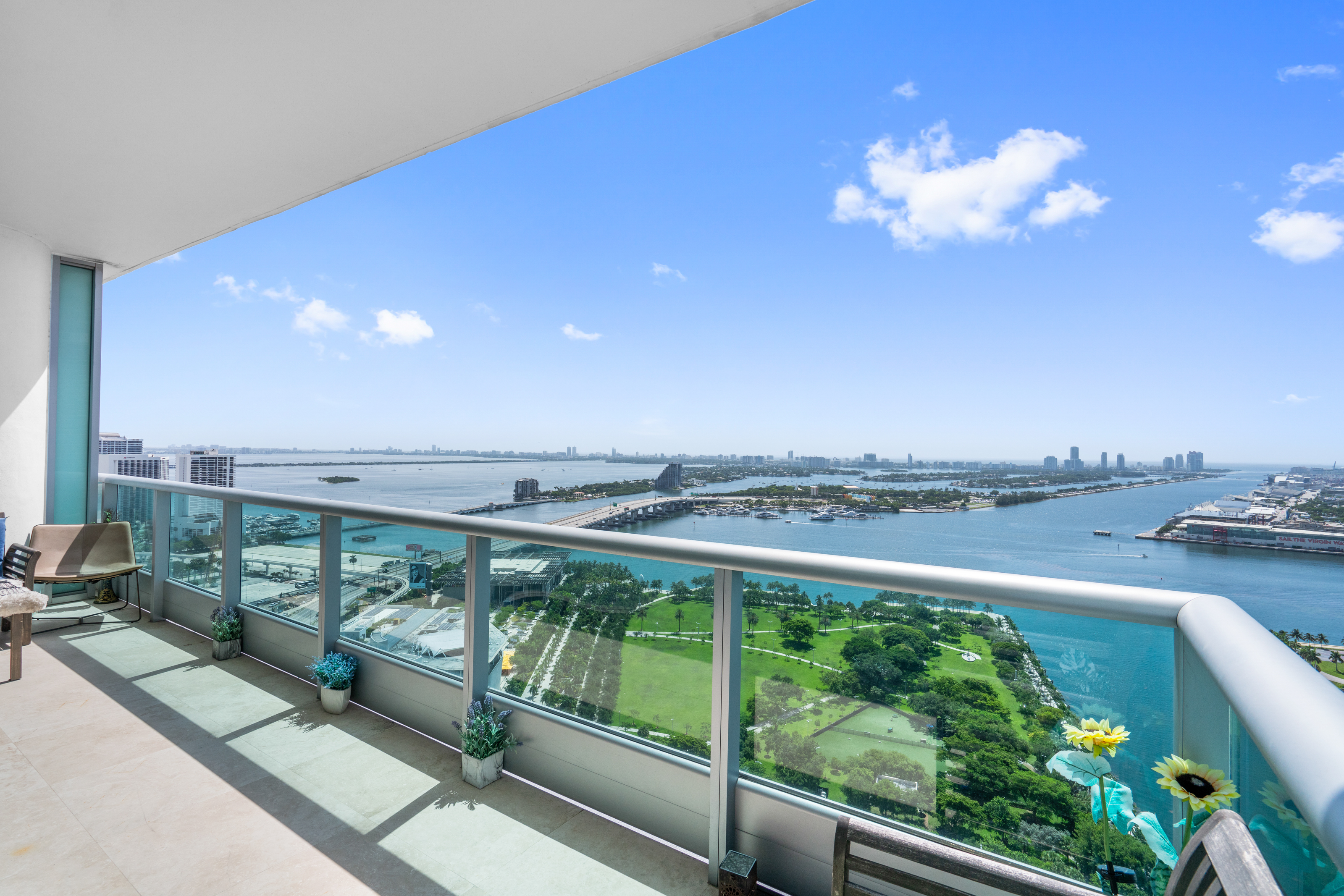  900 Biscayne Blvd, Miami, FL, 33132 - 物件實景
