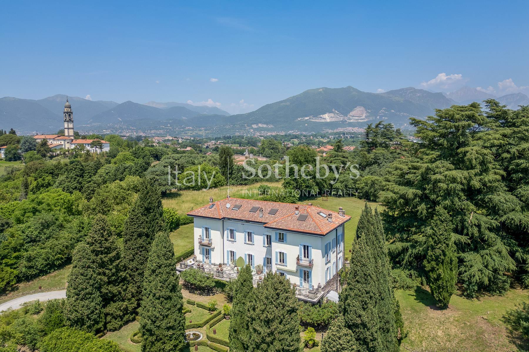  Charming mansion overlooking the Italian garden - 物件實景