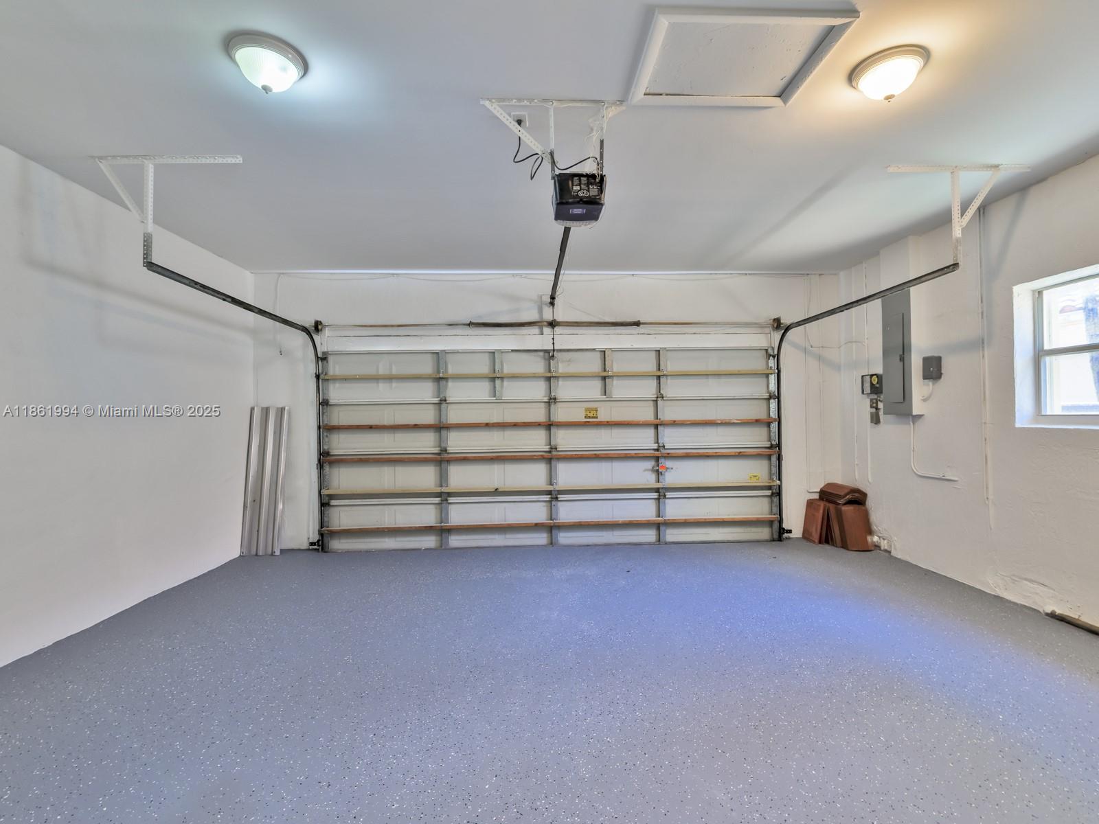 Pembroke Pines, Florida, 33029, United States, 3 Bedrooms Bedrooms, ,3 BathroomsBathrooms,Residential,For Sale,1992768