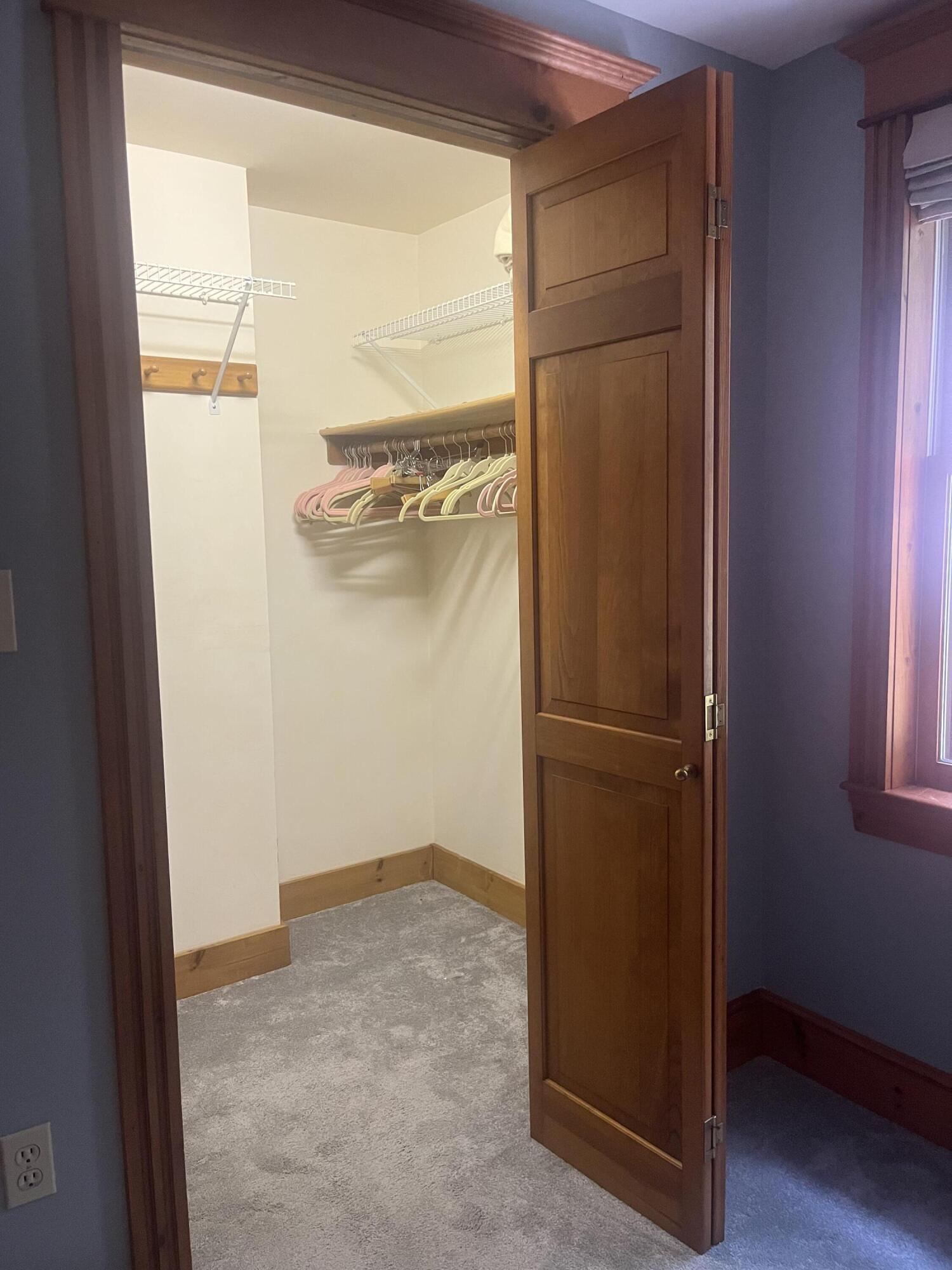 Kennebunk, Maine, 04043, United States, 3 Bedrooms Bedrooms, ,2 BathroomsBathrooms,Residential,For Sale,1891376